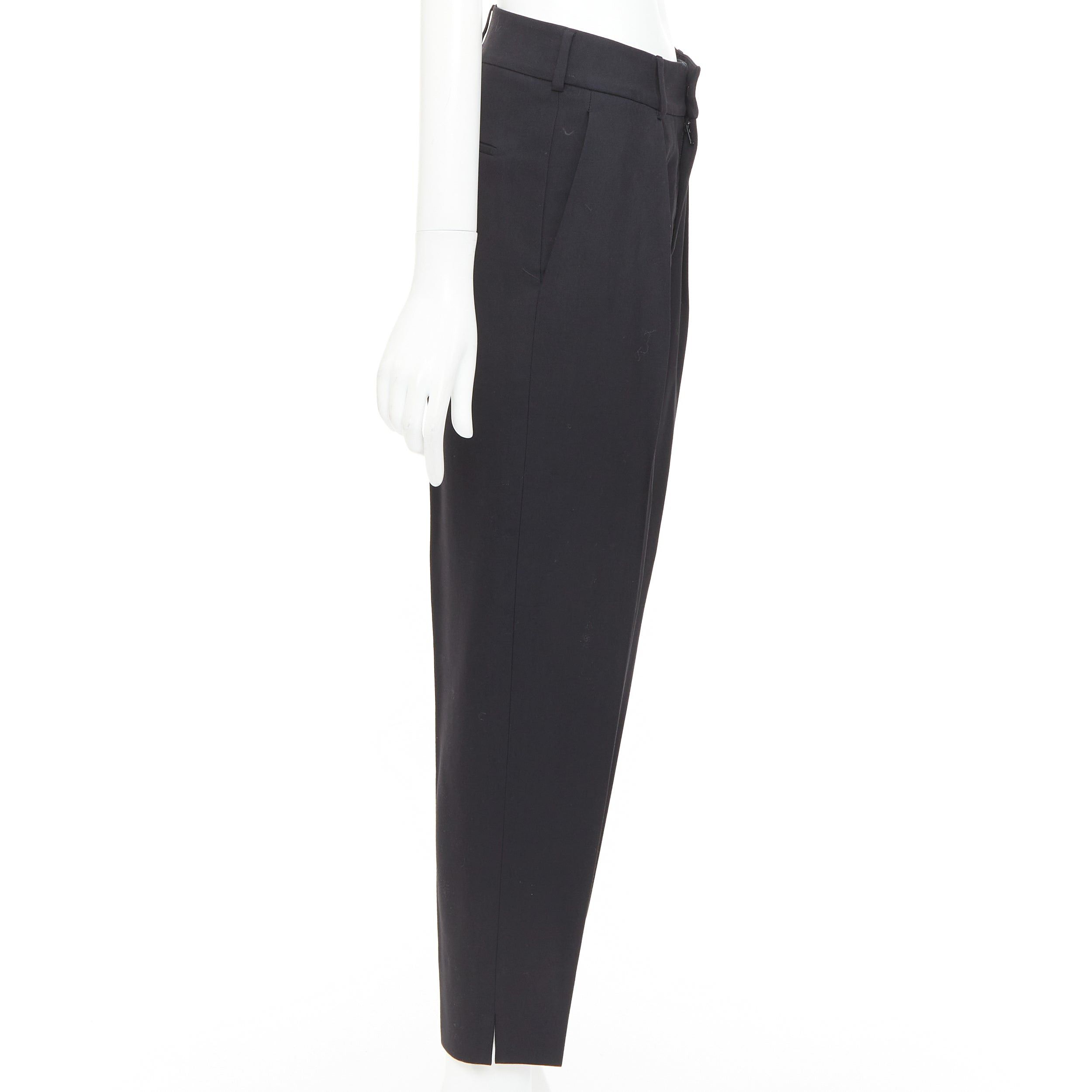 Saint Laurent Paris SAINT LAURENT 2017 black wool pleat front tapered silk lined trousers FR36 S Size 27" / US 4 / IT 40 - 4 Thumbnail
