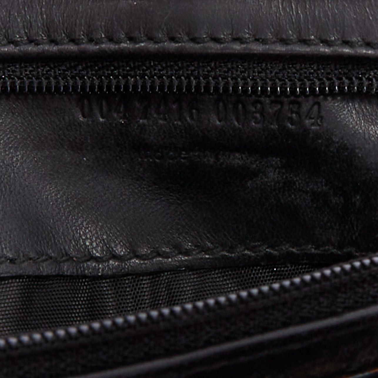 Saint Laurent Paris YVES SAINT LAURENT pink metallic scaled leather wraparound clutch bag Size ONE SIZE - 10 Thumbnail