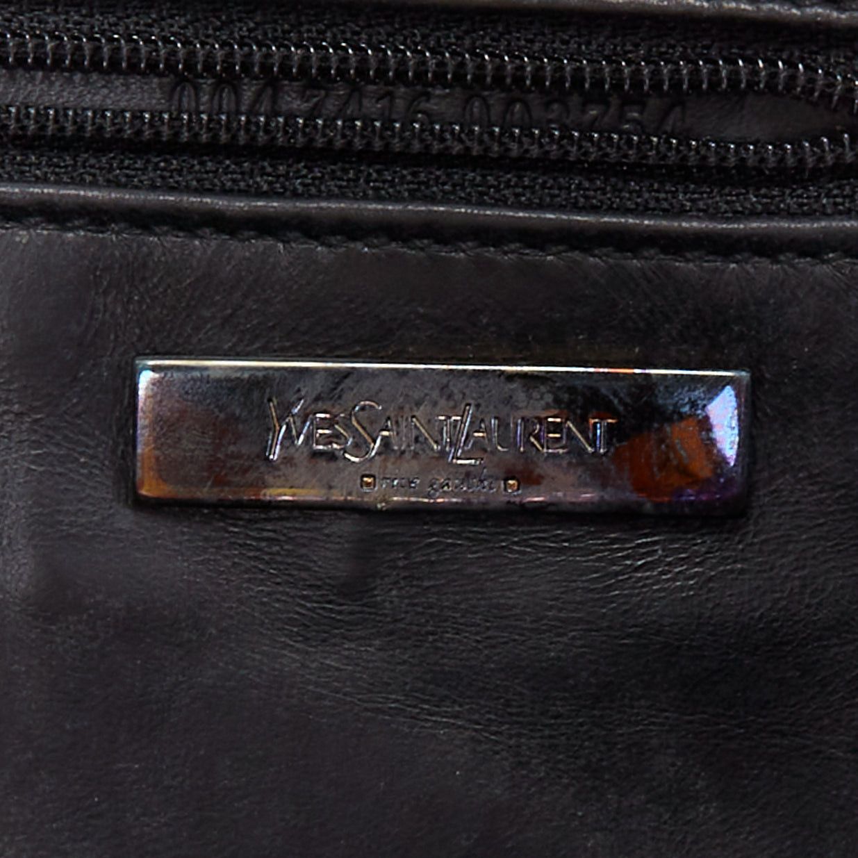 Saint Laurent Paris YVES SAINT LAURENT pink metallic scaled leather wraparound clutch bag Size ONE SIZE - 9 Thumbnail