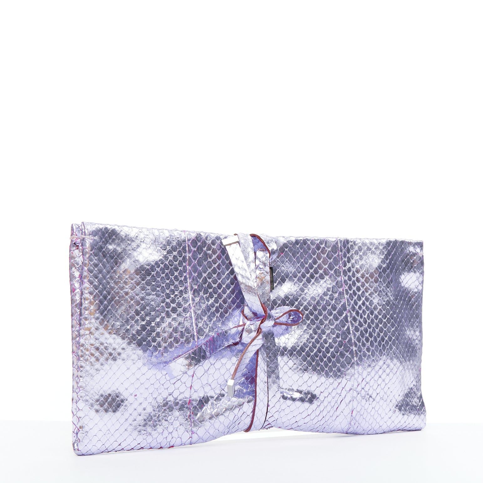 Saint Laurent Paris YVES SAINT LAURENT purple metallic scaled leather wraparound clutch bag Size ONE SIZE - 3 Thumbnail