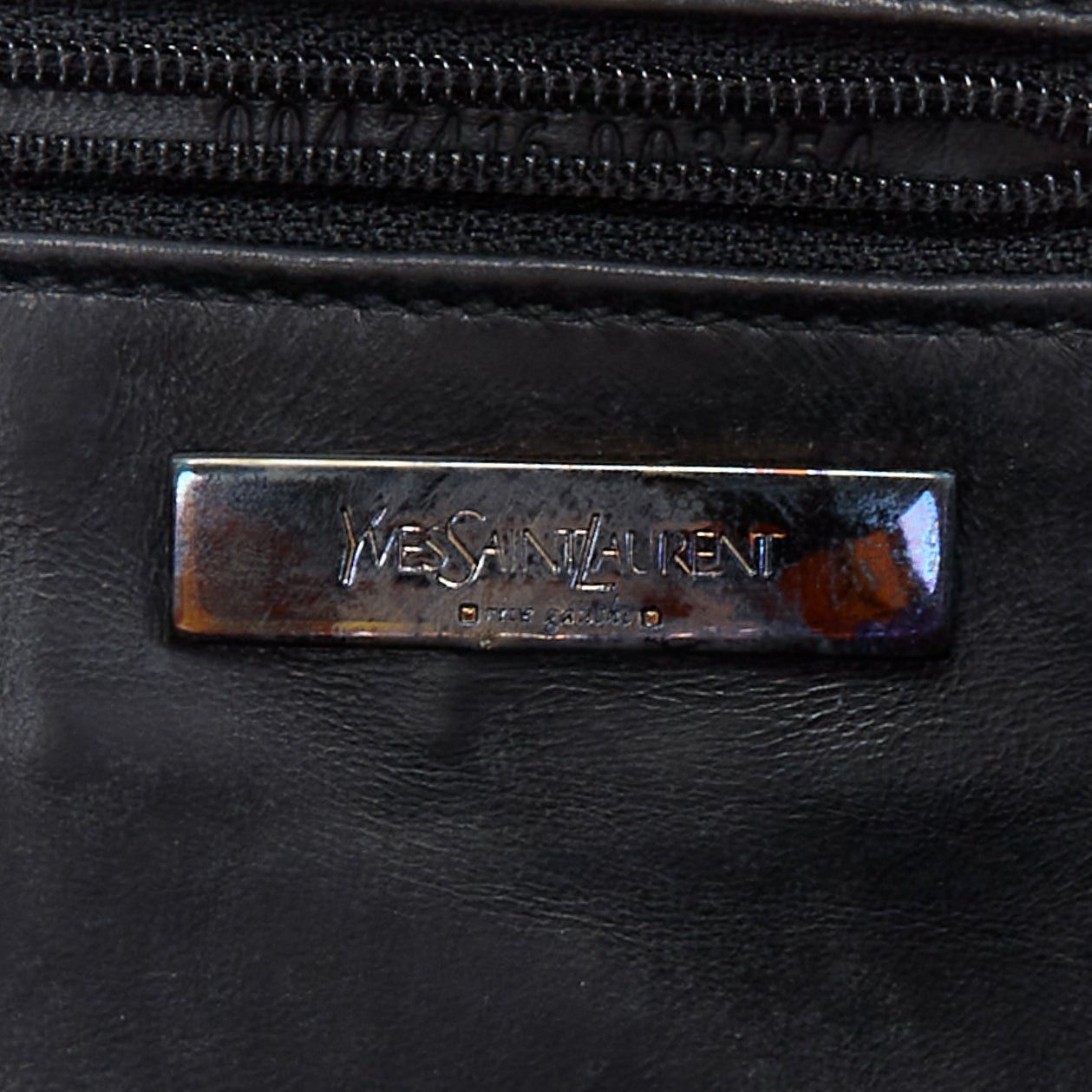 Saint Laurent Paris YVES SAINT LAURENT purple metallic scaled leather wraparound clutch bag Size ONE SIZE - 9 Thumbnail