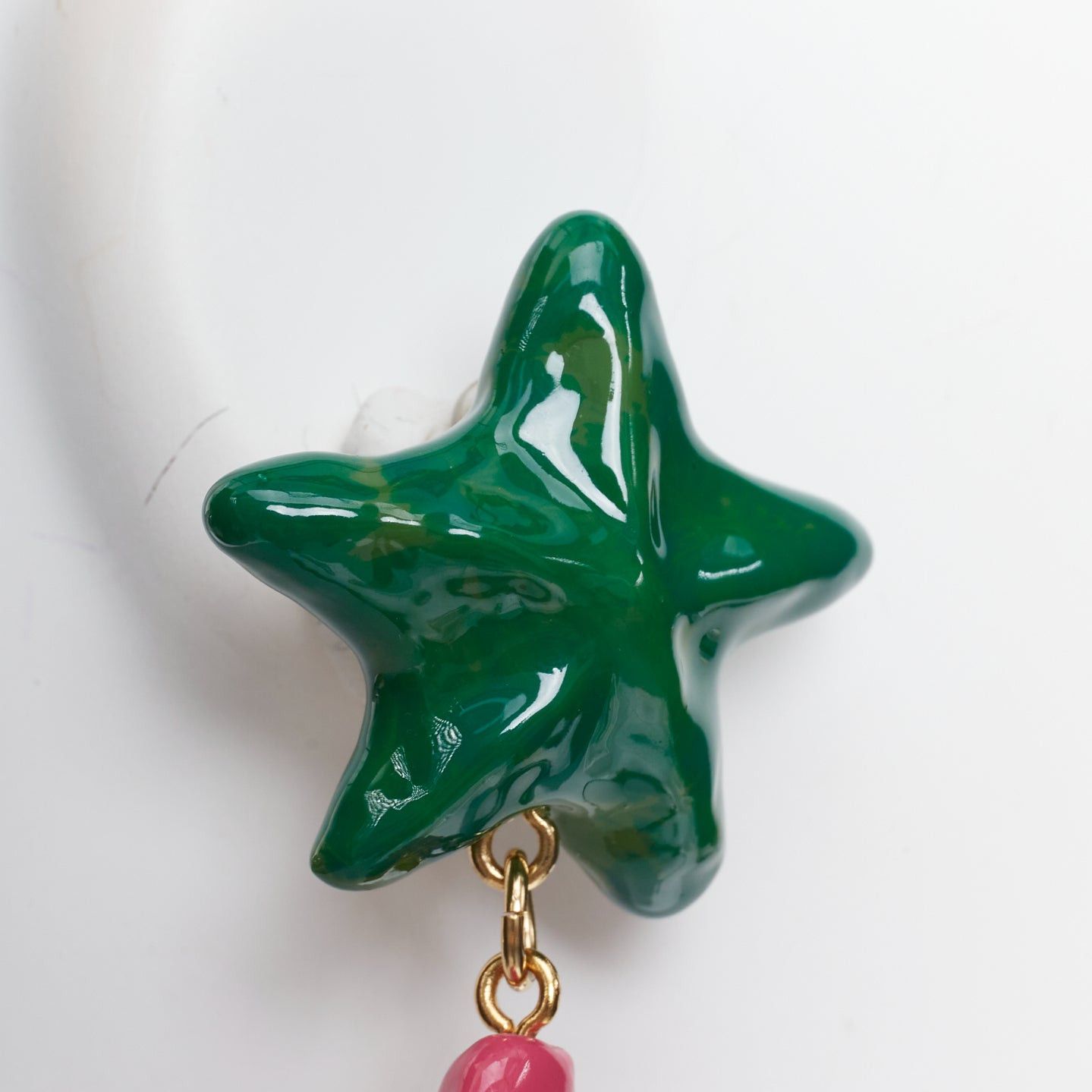 Saint Laurent Paris SAINT LAURENT green star pink seashell glazed resin gold brass clip earring Pair Size ONE SIZE - 6 Thumbnail