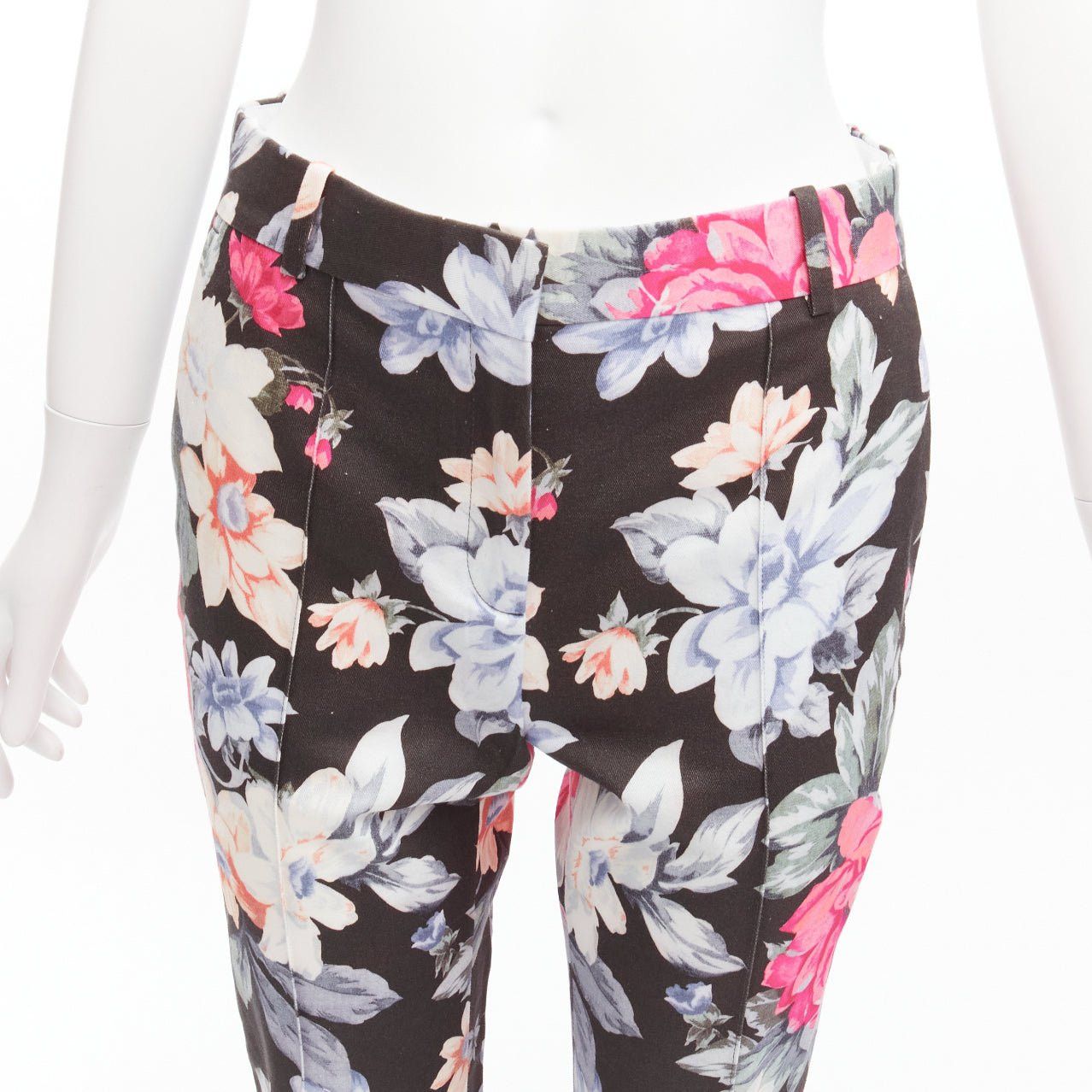 Celine CELINE Phoebe Philo black floral print cotton twill tapered pants FR34 XS Size 26" / US 2 / IT 38 - 7 Thumbnail