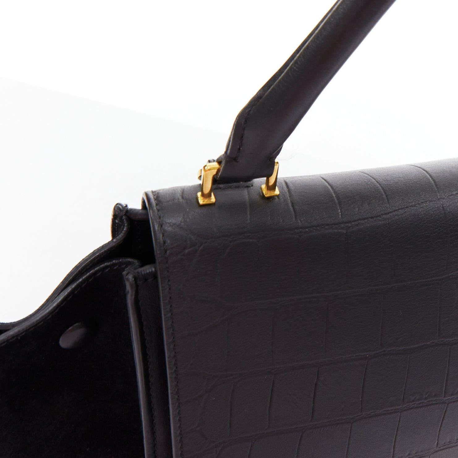 Celine CELINE Trapeze black embossed scaled leather gold clasp crossbody bag Size ONE SIZE - 8 Thumbnail