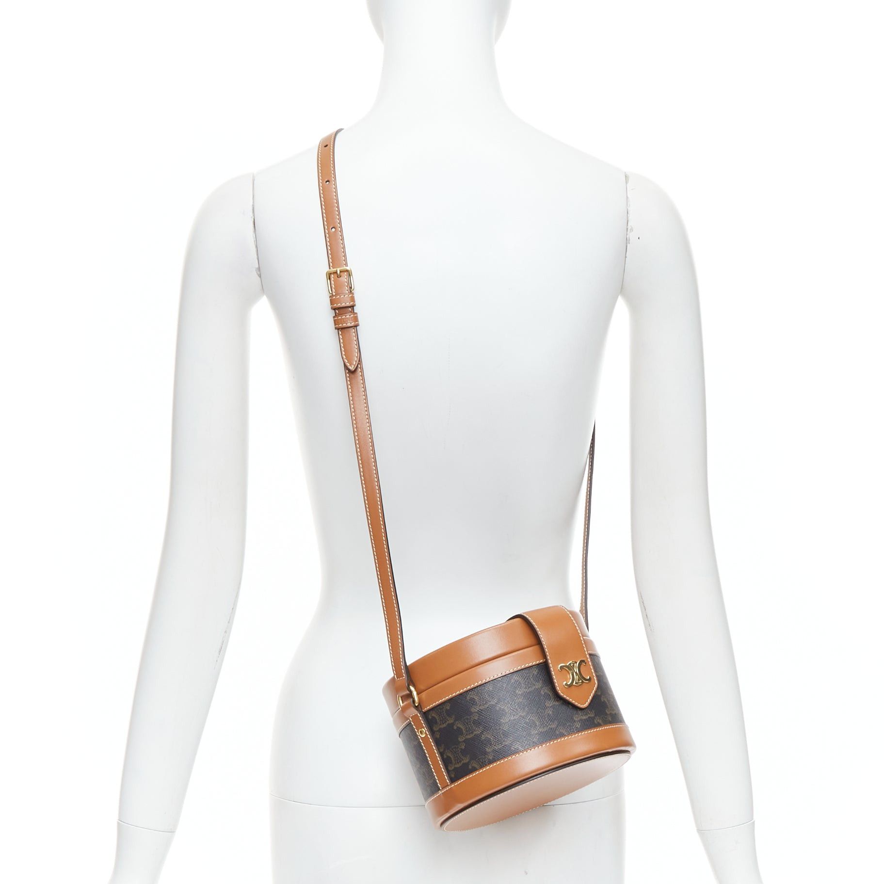 Celine CELINE 2021 Tambour brown Triomphe crossbody circe bag Blackpink Lisa Size ONE SIZE - 2 Thumbnail