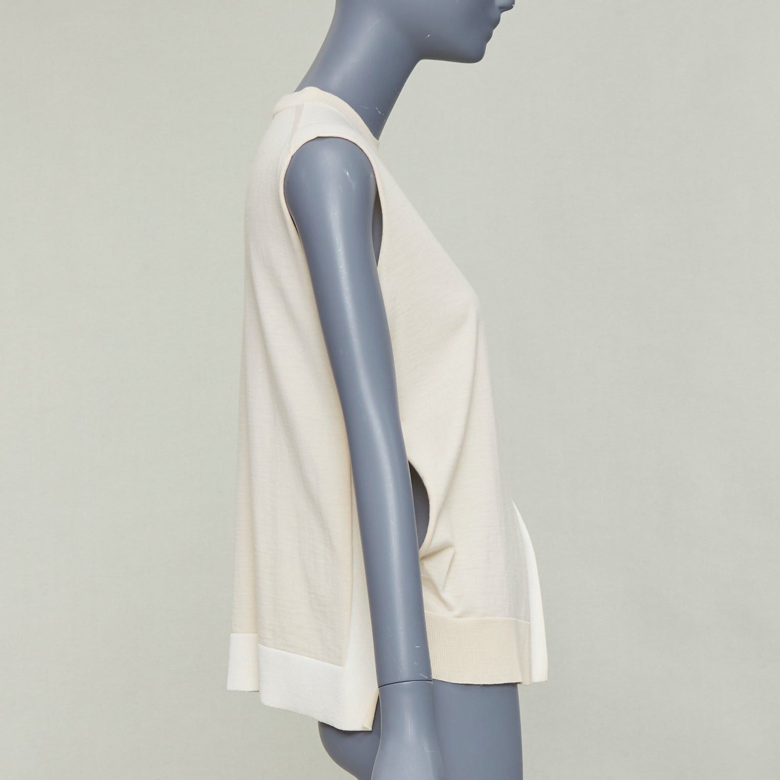 Celine OLD CELINE Phoebe Philo beige wool cashmere blend split hem sweater vest S Size S / US 4 / IT 40 - 4 Thumbnail
