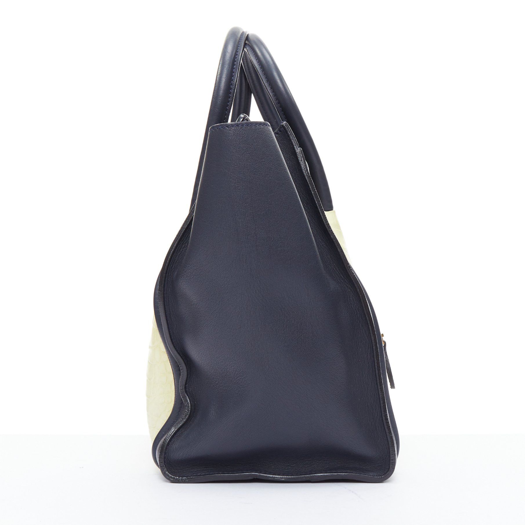 Celine CELINE Phoebe Philo Medium Luggage cream black embossed tote bag Size ONE SIZE - 4 Thumbnail