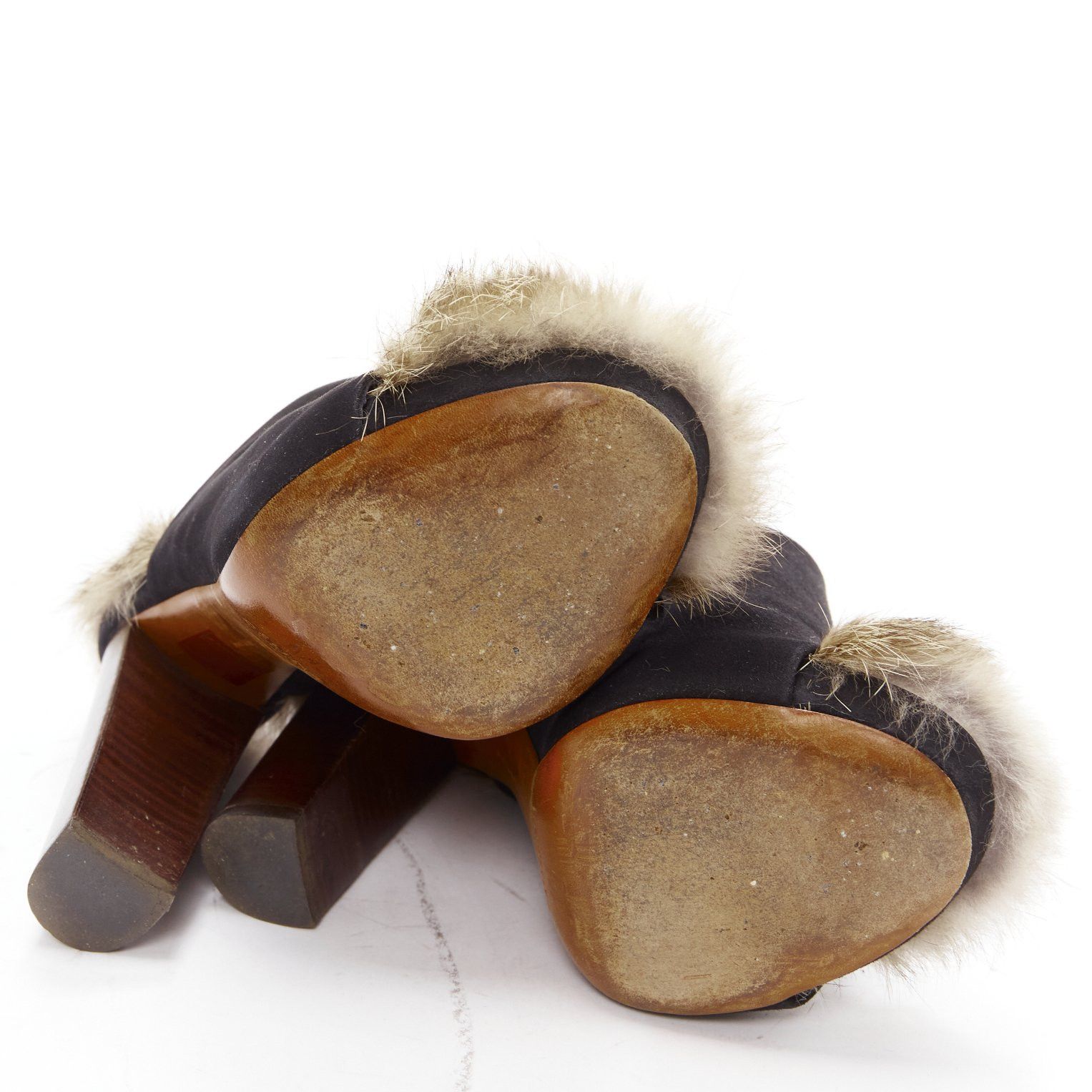 Celine OLD CELINE Phoebe Philo 2010 Runway black suede fur mules EU36 Size US 6 / IT 36 - 11 Thumbnail
