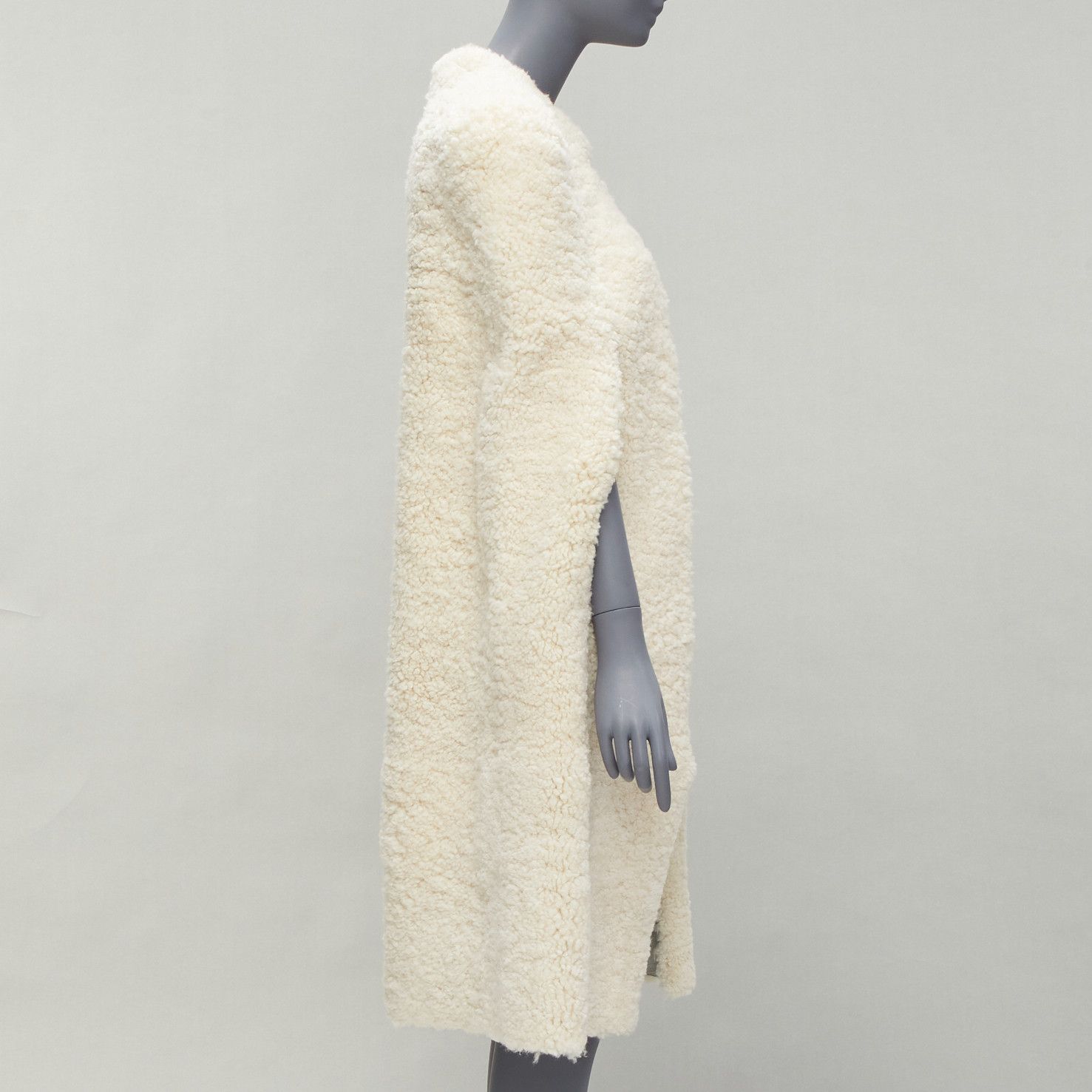 Celine rare OLD CELINE Phoebe Philo 2010 Runway gold buckle cream shearling cape FR36 Size S / US 4 / IT 40 - 4 Thumbnail