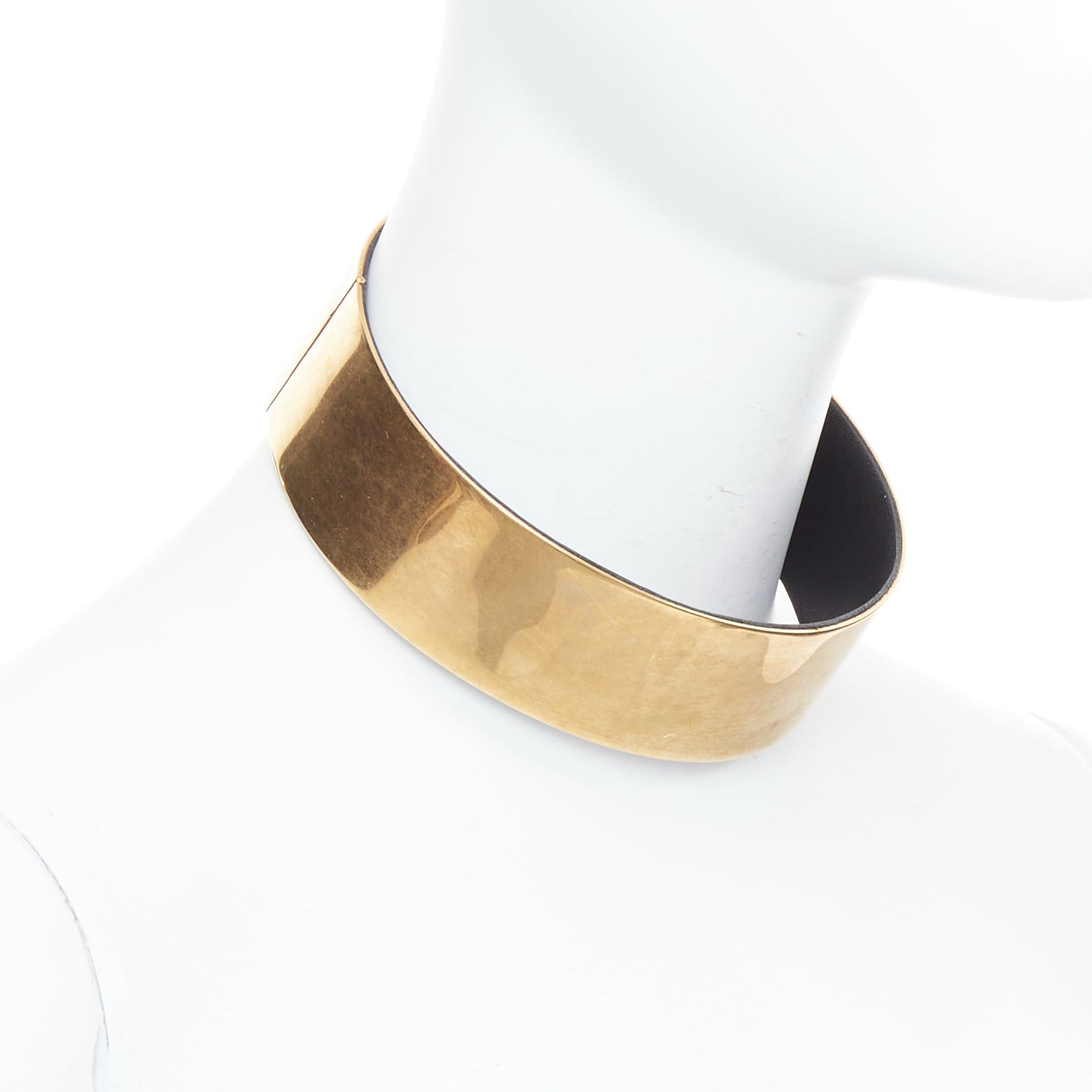 Celine rare OLD CELINE Phoebe Philo Runway gold metal minimal choker necklace Size ONE SIZE - 3 Thumbnail