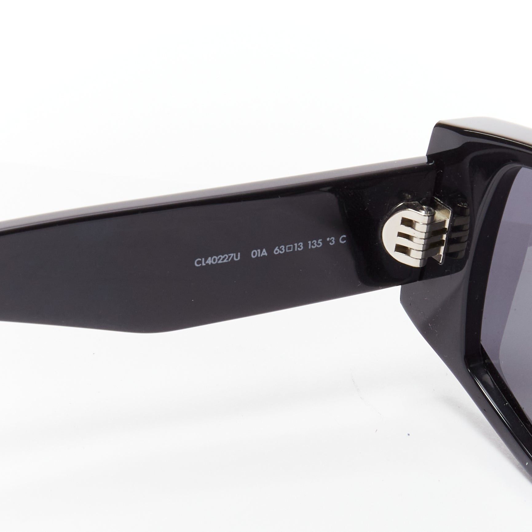 Celine CELINE Hedi Slimane Triomphe CL40227U black gold logo acetate sunglasses Size ONE SIZE - 8 Thumbnail