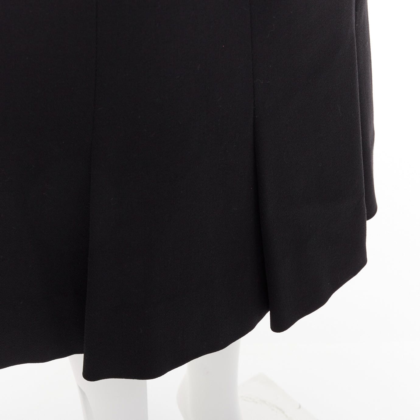 Celine CELINE Michael Kors Vintage black 100% wool gold horsebit buckle pleated skirt FR42 XL Size 32" / US 10 / IT 46 - 7 Thumbnail