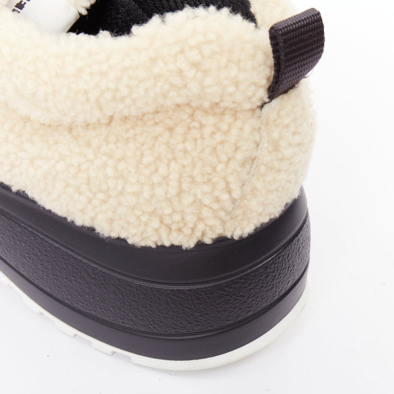 Celine CELINE Delivery beige shearling black midsoles chunky sneakers EU40 Size US 10 / IT 40 - 8 Thumbnail