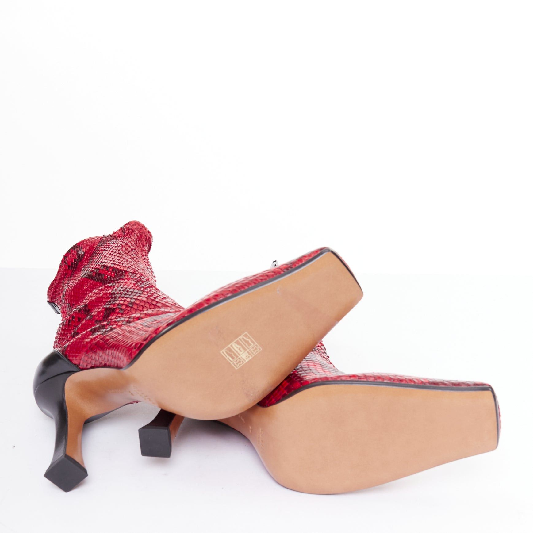 Celine OLD CELINE Phoebe Philo Madame Flared red soft scaled leather square toe ankle boots EU39 Size US 9 / IT 39 - 10 Thumbnail