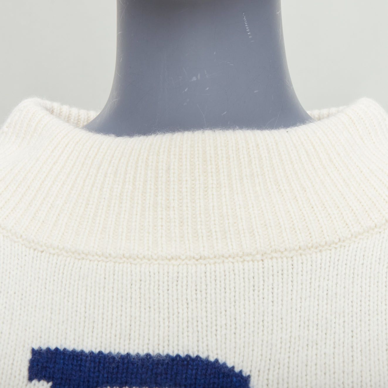 Polo Ralph Lauren POLO RALPH LAUREN cream blue lambs wool cashmere P star sweater XXS Size XS / US 0-2 / IT 36-38 - 7 Thumbnail