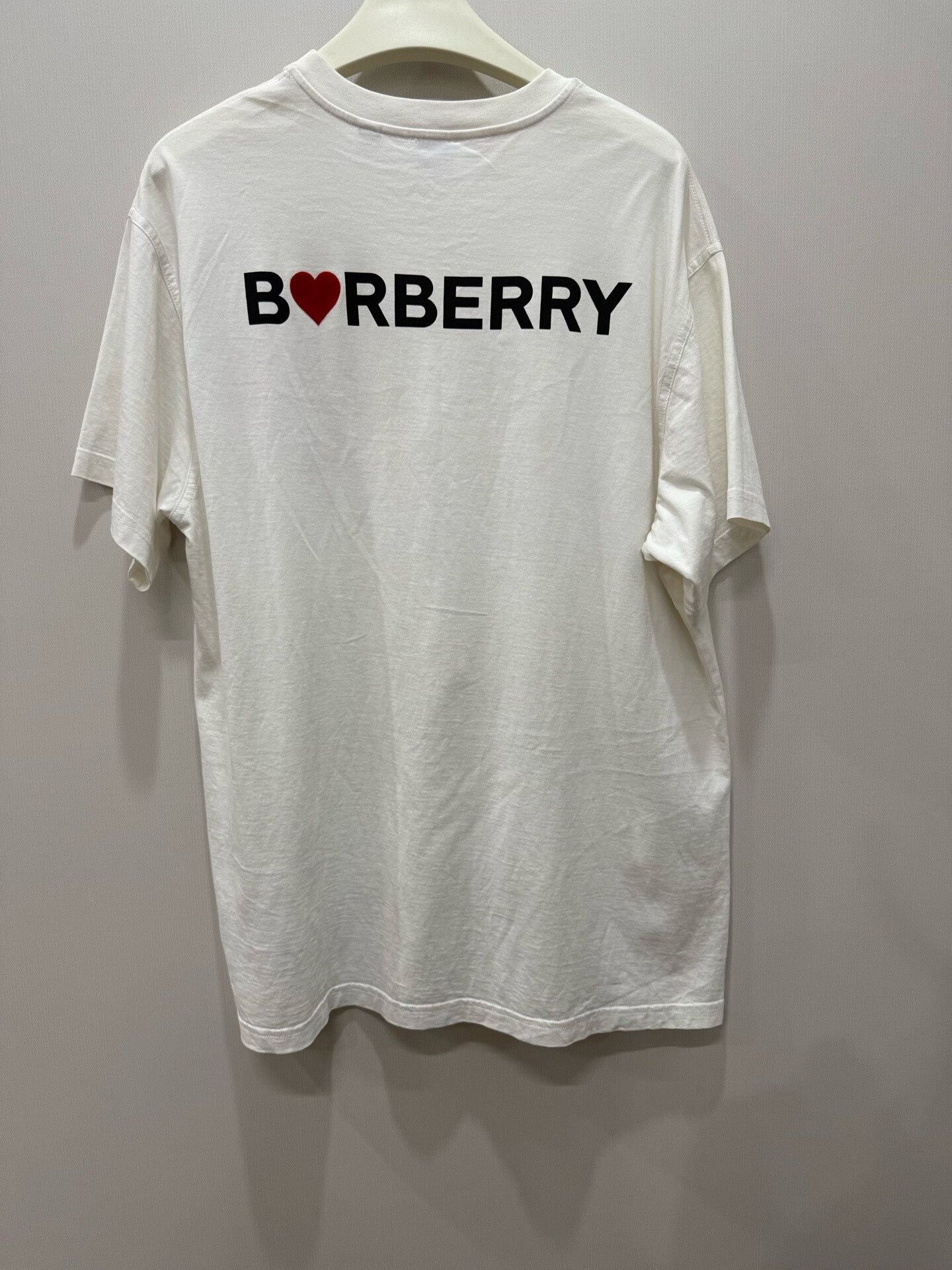 Burberry Burberry Short-Sleeve Graphic T-Shirt Size XS / US 0-2 / IT 36-38 - 6 Thumbnail