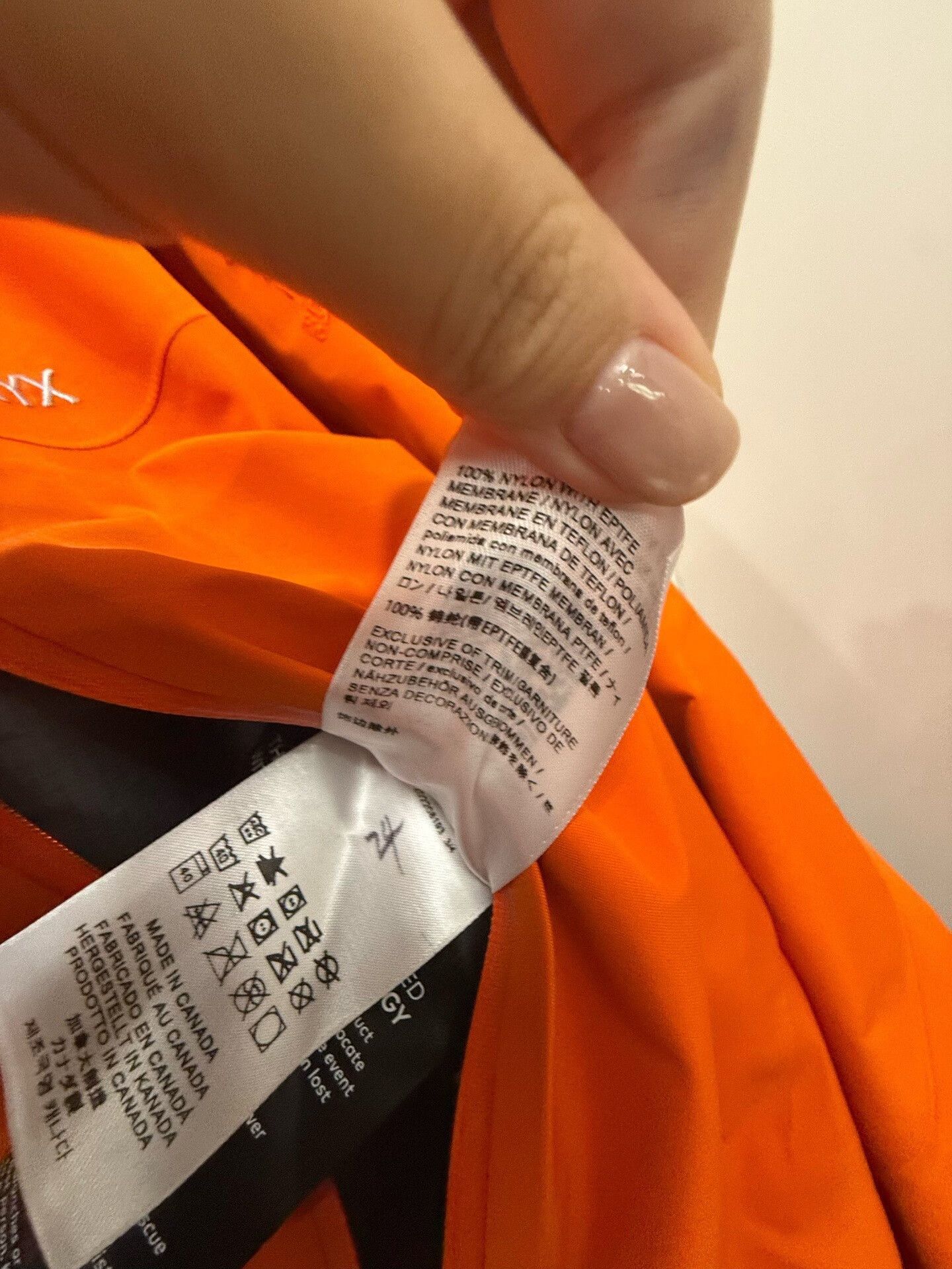Arc'teryx Arc'teryx Alpha SV Jacket Size US L / EU 52-54 / 3 - 5 Thumbnail