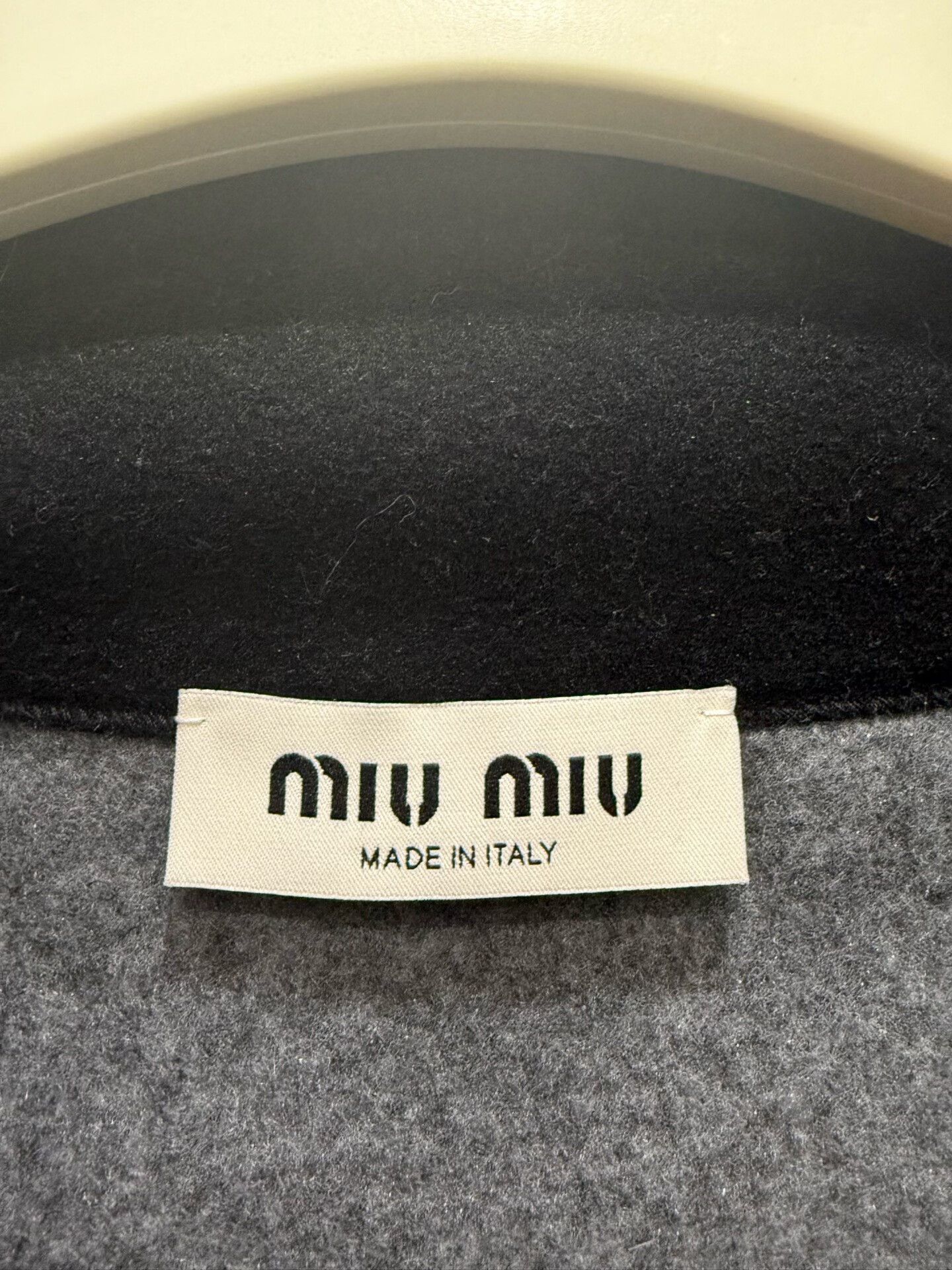 Miu Miu MiuMiu Fleece Sweatshirt L Size L / US 10 / IT 46 - 4 Thumbnail