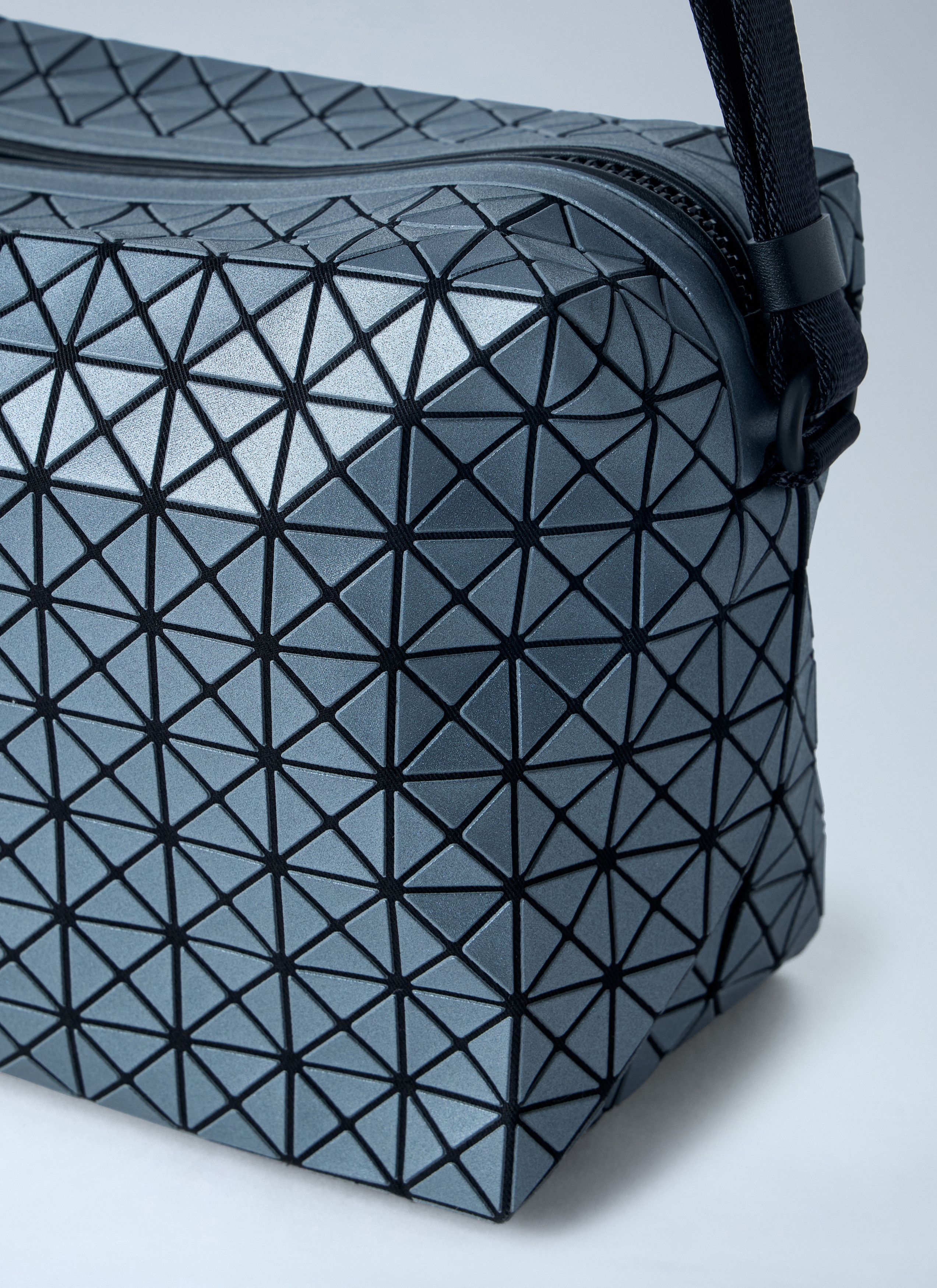 Issey Miyake Bao Bao Saddle Reflector Crossbody Bag Size ONE SIZE - 4 Thumbnail