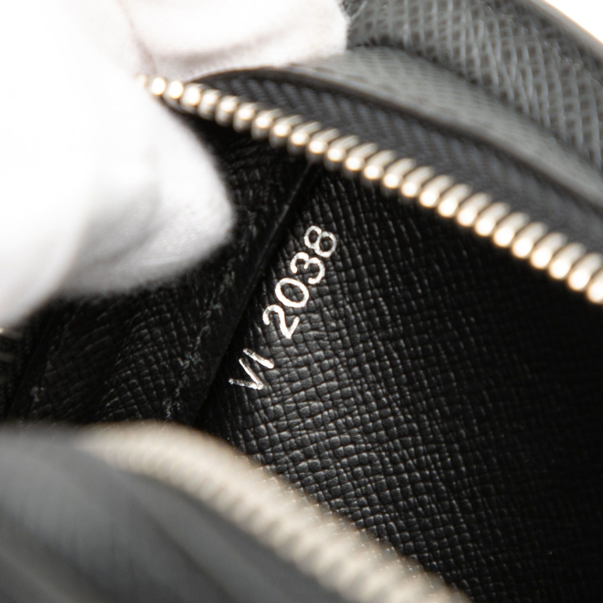 Louis Vuitton Taiga Pochette Baikal Size ONE SIZE - 6 Thumbnail