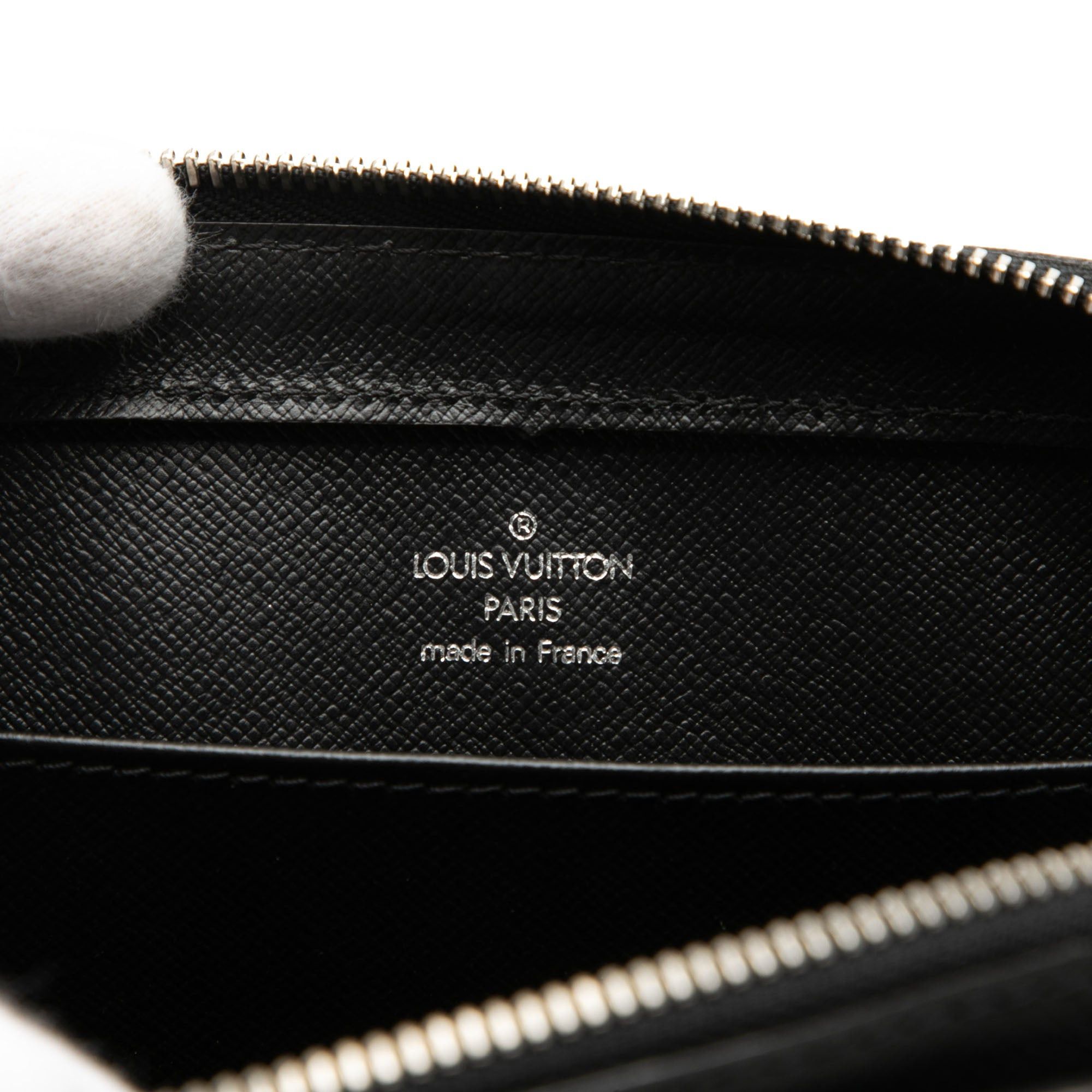 Louis Vuitton Taiga Pochette Baikal Size ONE SIZE - 5 Thumbnail