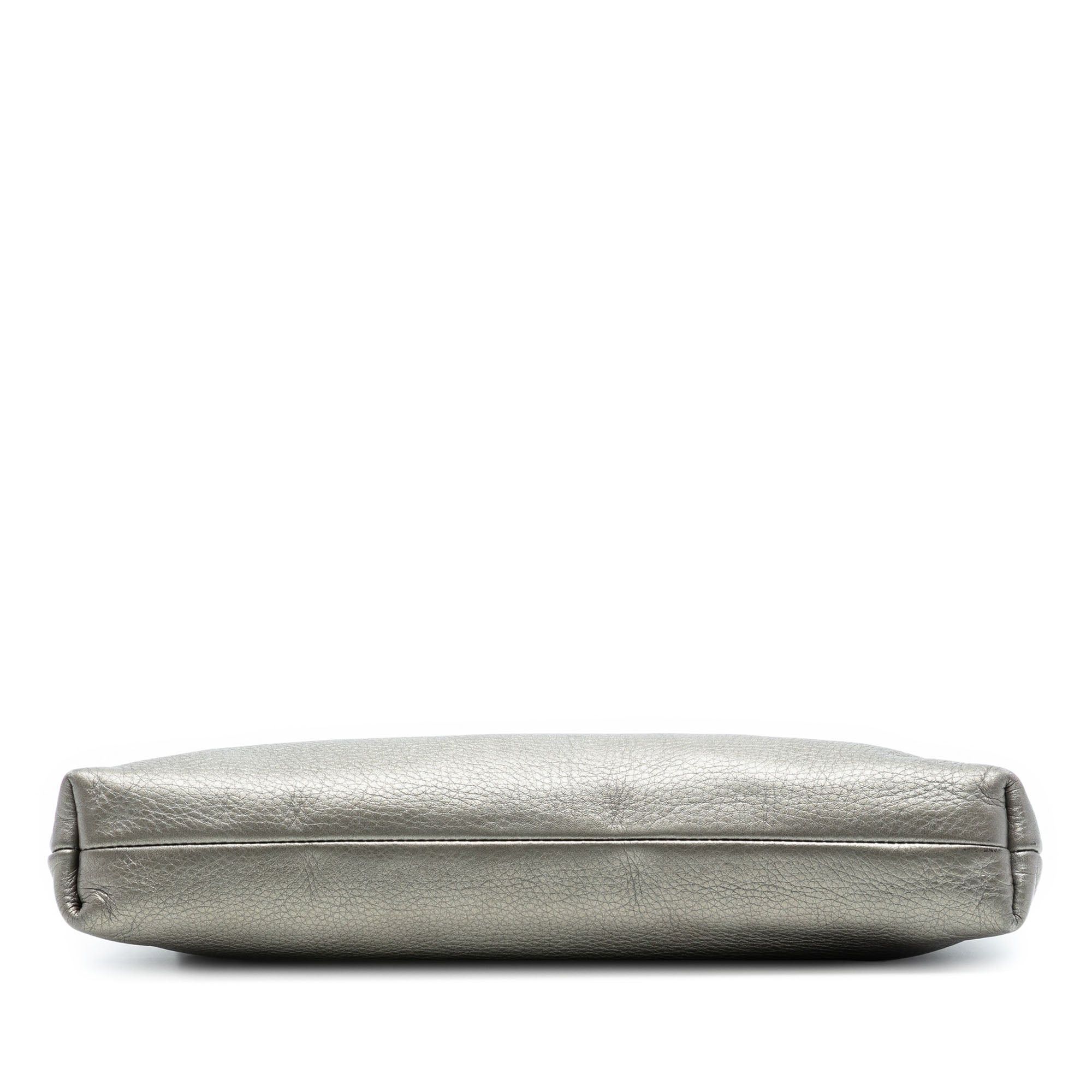 Gucci Metallic Leather Sienna Tassel Clutch Size ONE SIZE - 3 Thumbnail