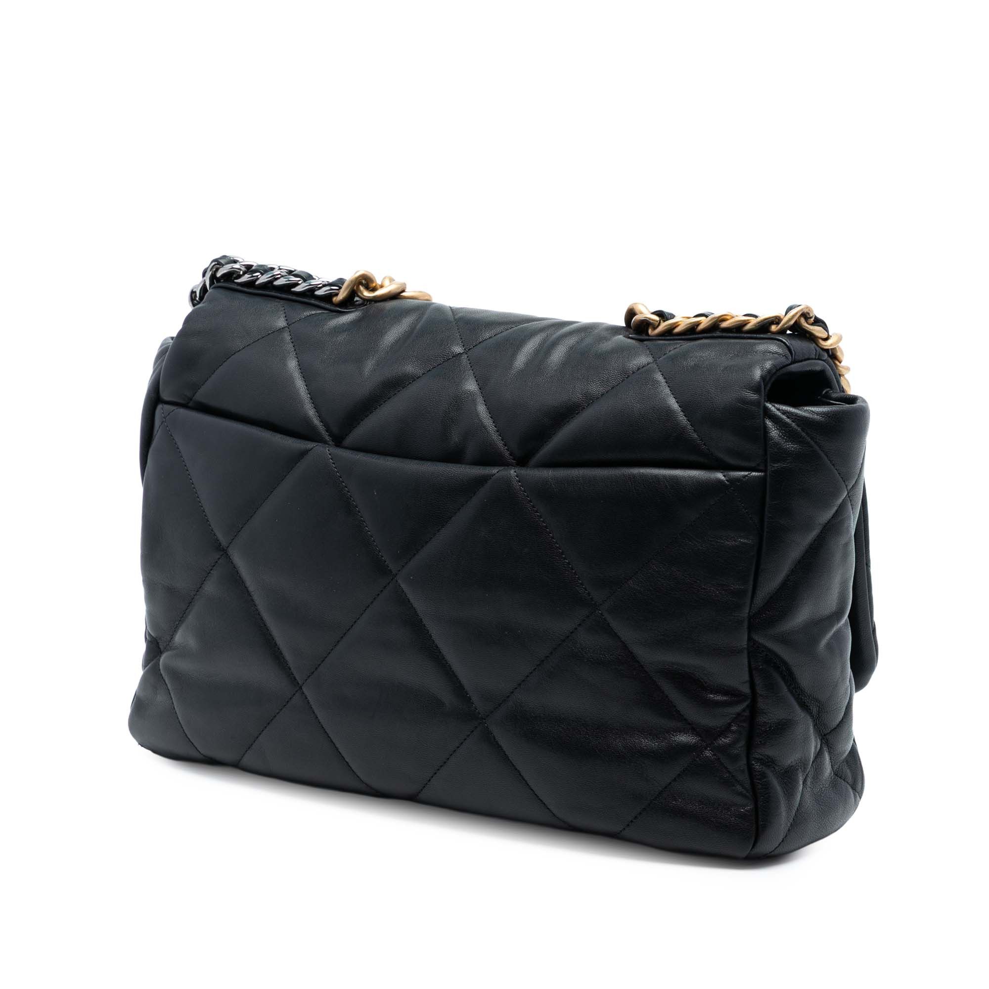 Chanel Maxi Lambskin 19 Flap Size ONE SIZE - 2 Thumbnail