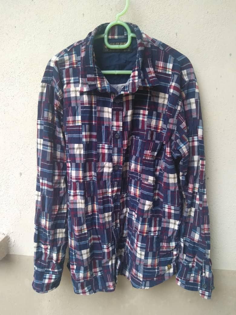 Japanese Brand QUALITY GARMENT TYPE : 20-09 PRODUCED BY KM JAPANESE BRAND Size US L / EU 52-54 / 3 - 1 Thumbnail