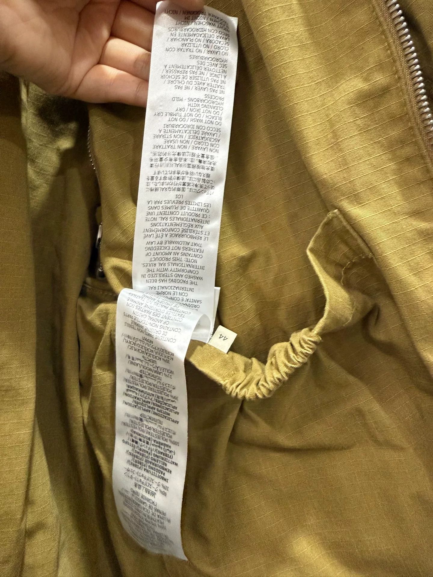 Gucci Gucci Size 44 Down Jacket Size US S / EU 44-46 / 1 - 4 Thumbnail