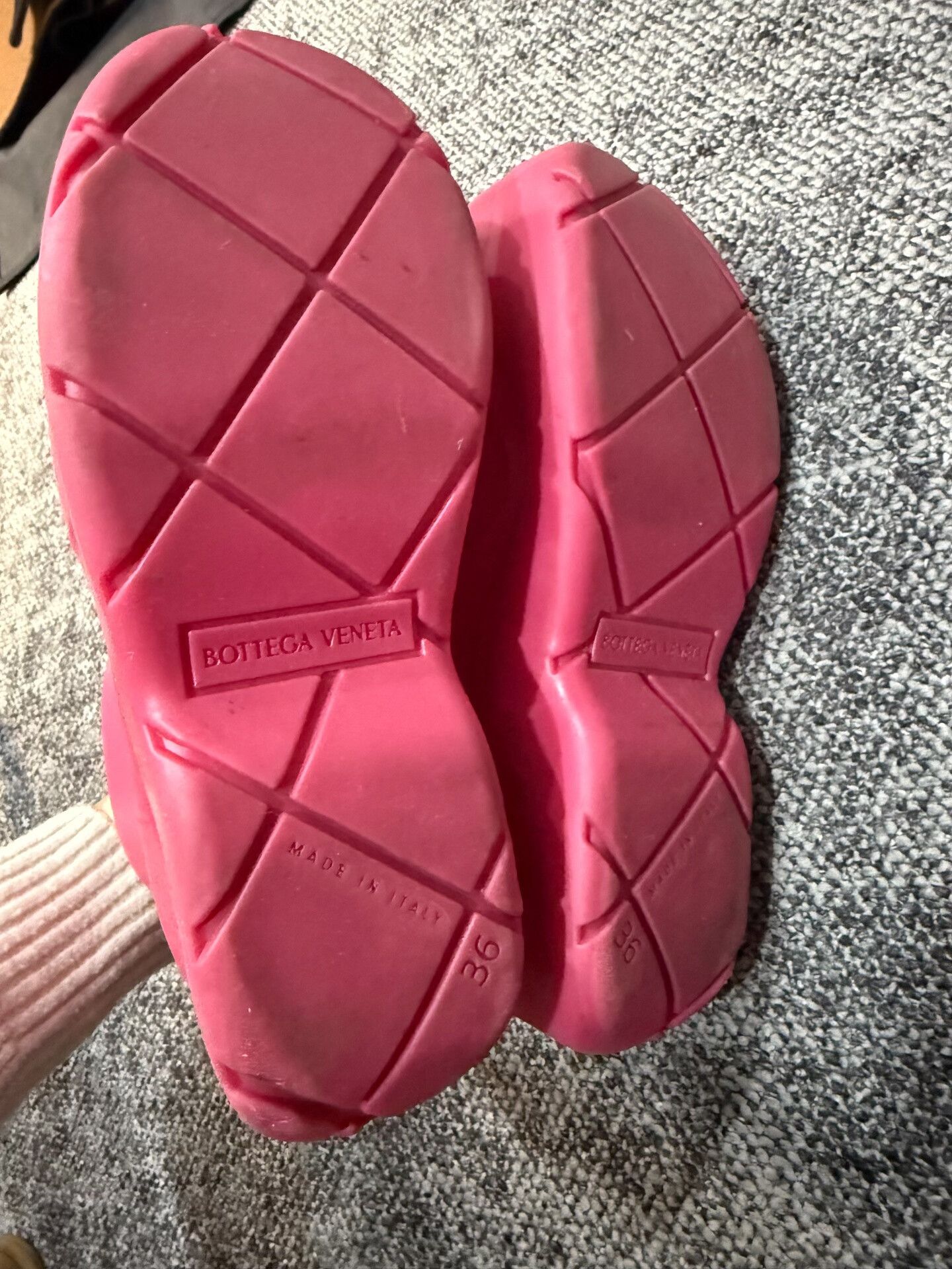 Bottega Veneta Bottega Veneta Puddle Rain Boots Size US 5 / IT 35 - 3 Thumbnail