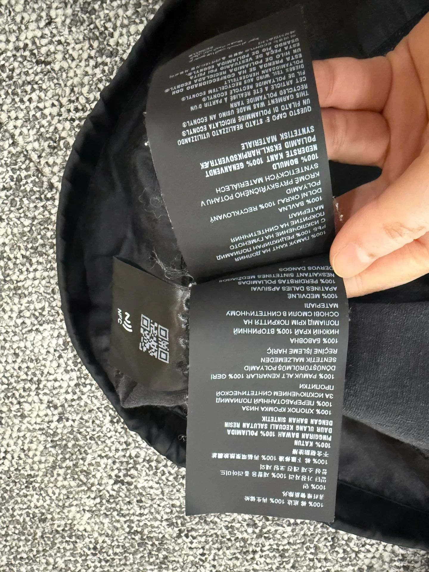 Prada Prada Black Short-sleeve T-shirt XL Size US XL / EU 56 / 4 - 7 Thumbnail