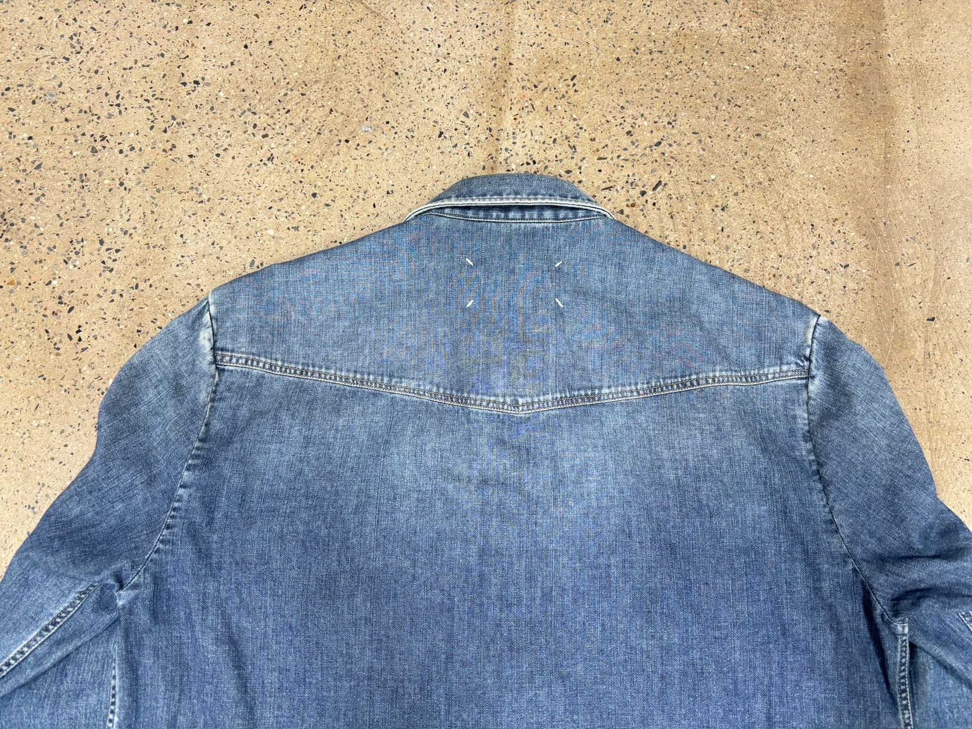 Maison Margiela Maison Margiela Denim Shirt Jacket M Size US M / EU 48-50 / 2 - 8 Thumbnail