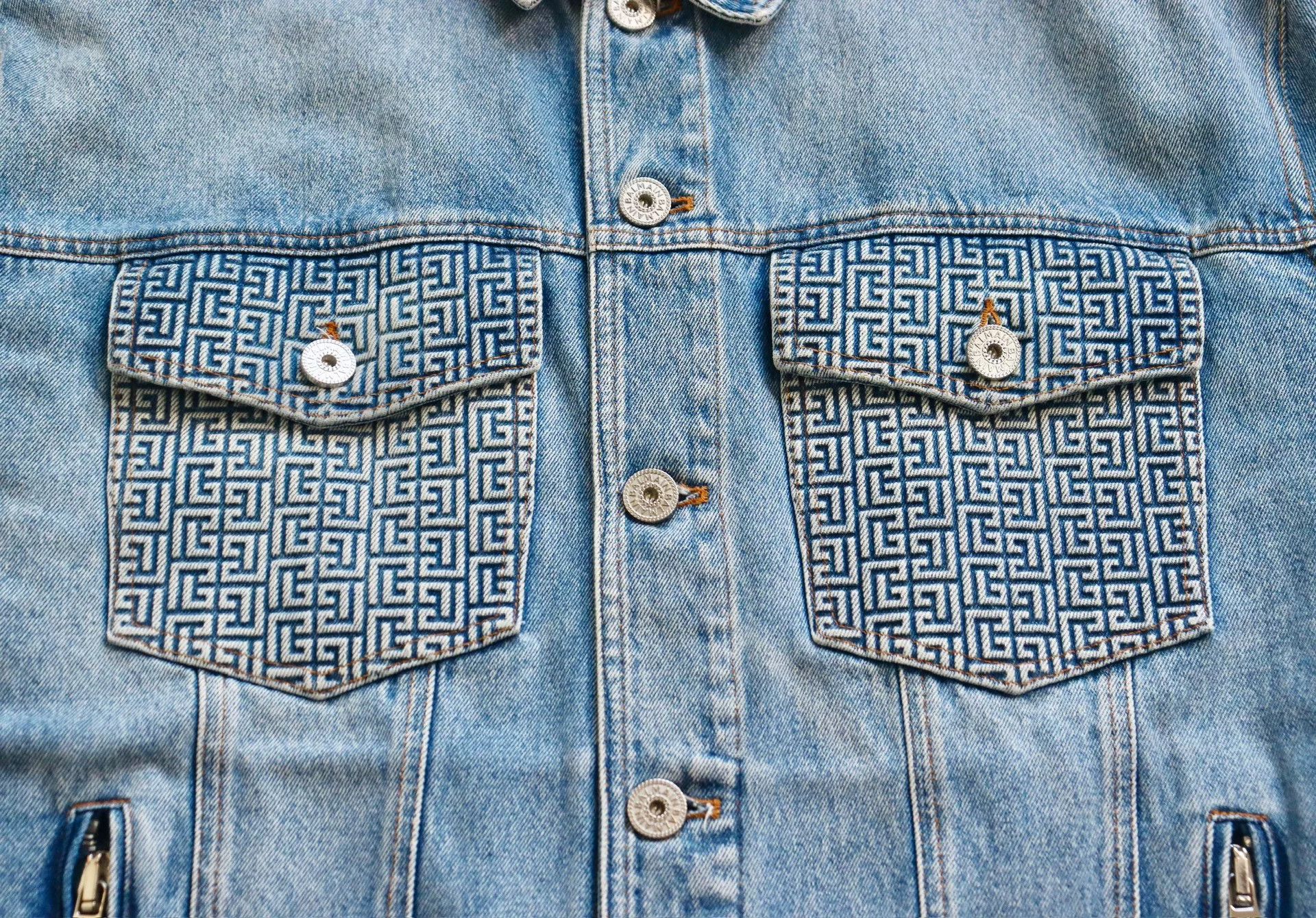 Balmain Balmain 23ss Relief Logo Denim Jacket Size US M / EU 48-50 / 2 - 7 Thumbnail