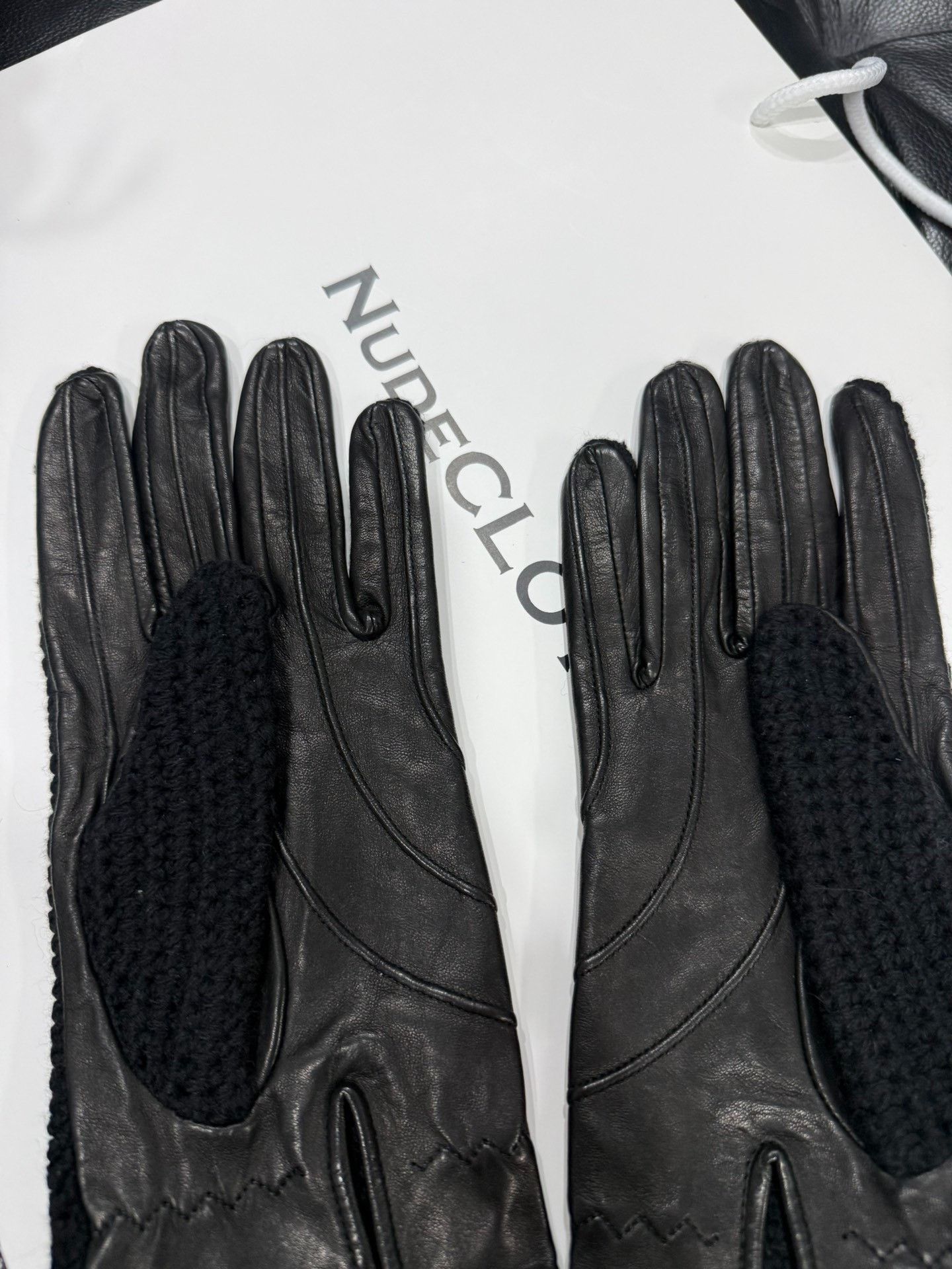 Dries Van Noten Dries van Noten Sheepskin Patchwork Gloves Size ONE SIZE - 2 Thumbnail