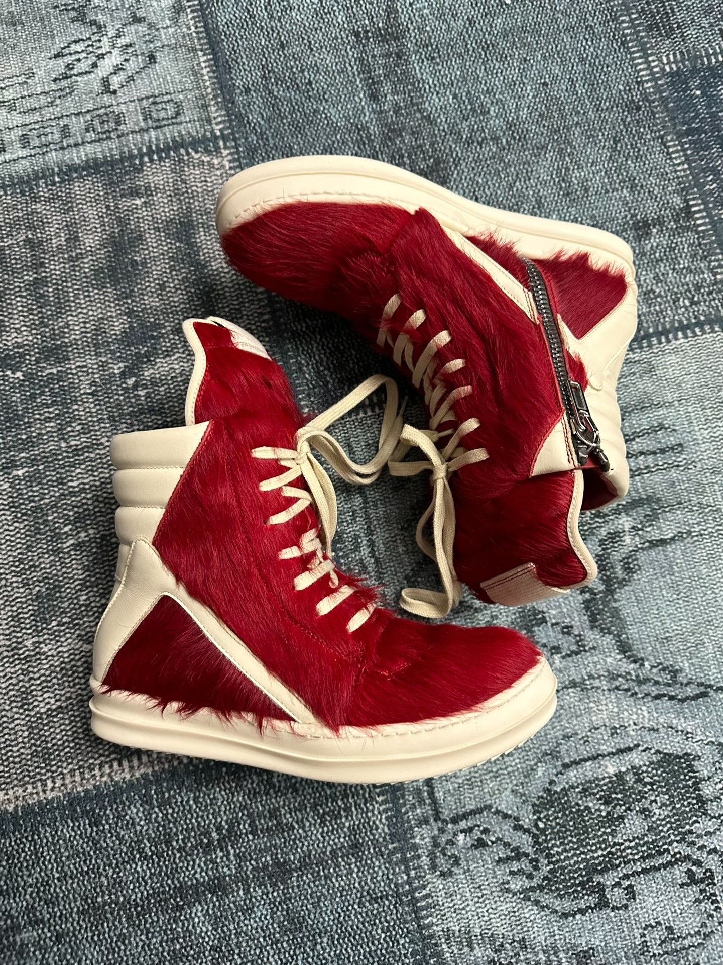 Rick Owens Rick Owens Red Horsehair Inverted Triangle 37 Size US 6 / IT 36 - 2 Thumbnail