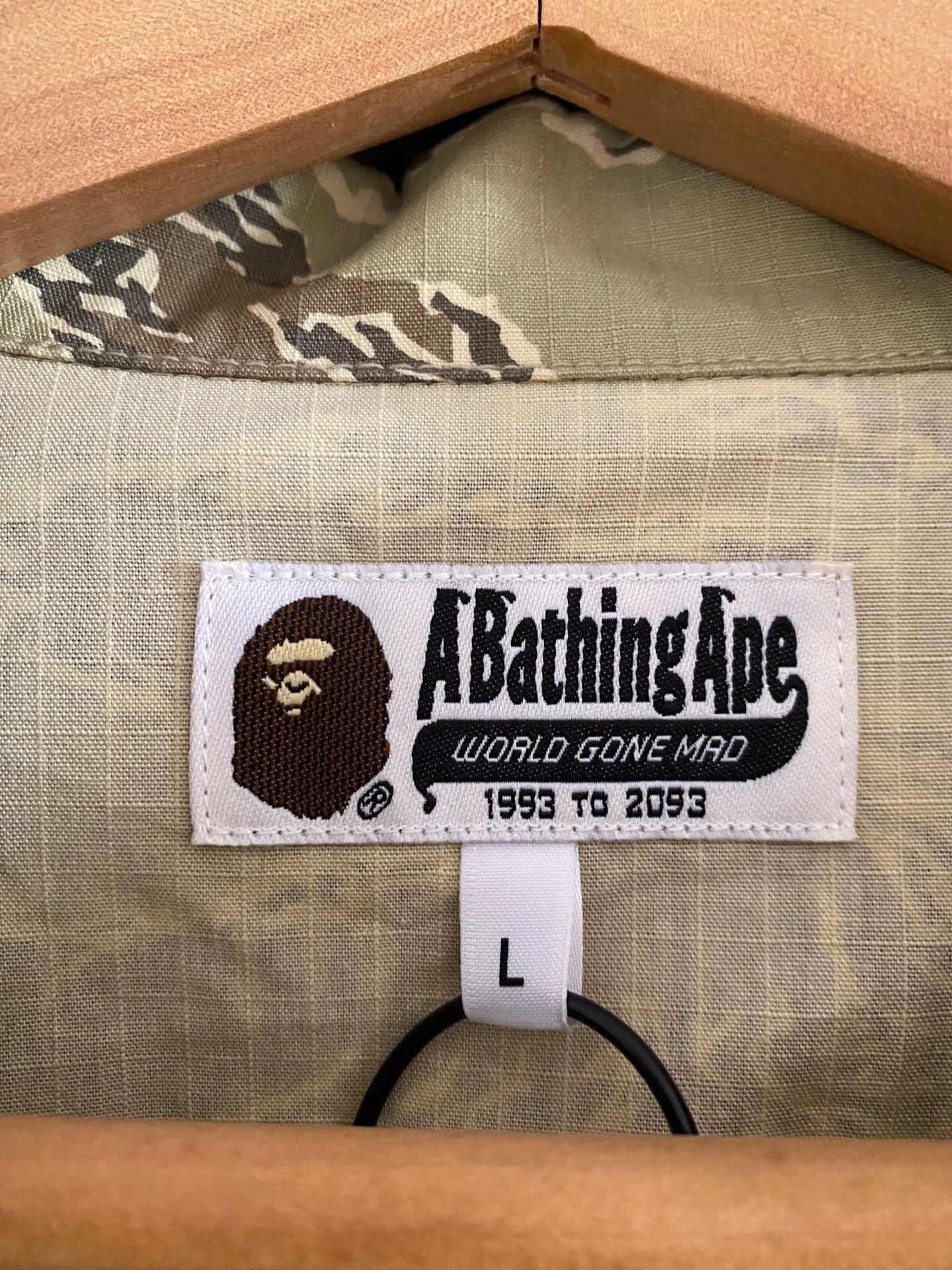 Bape BAPE Tiger Camo Military Shirt 17SS Size US L / EU 52-54 / 3 - 2 Thumbnail