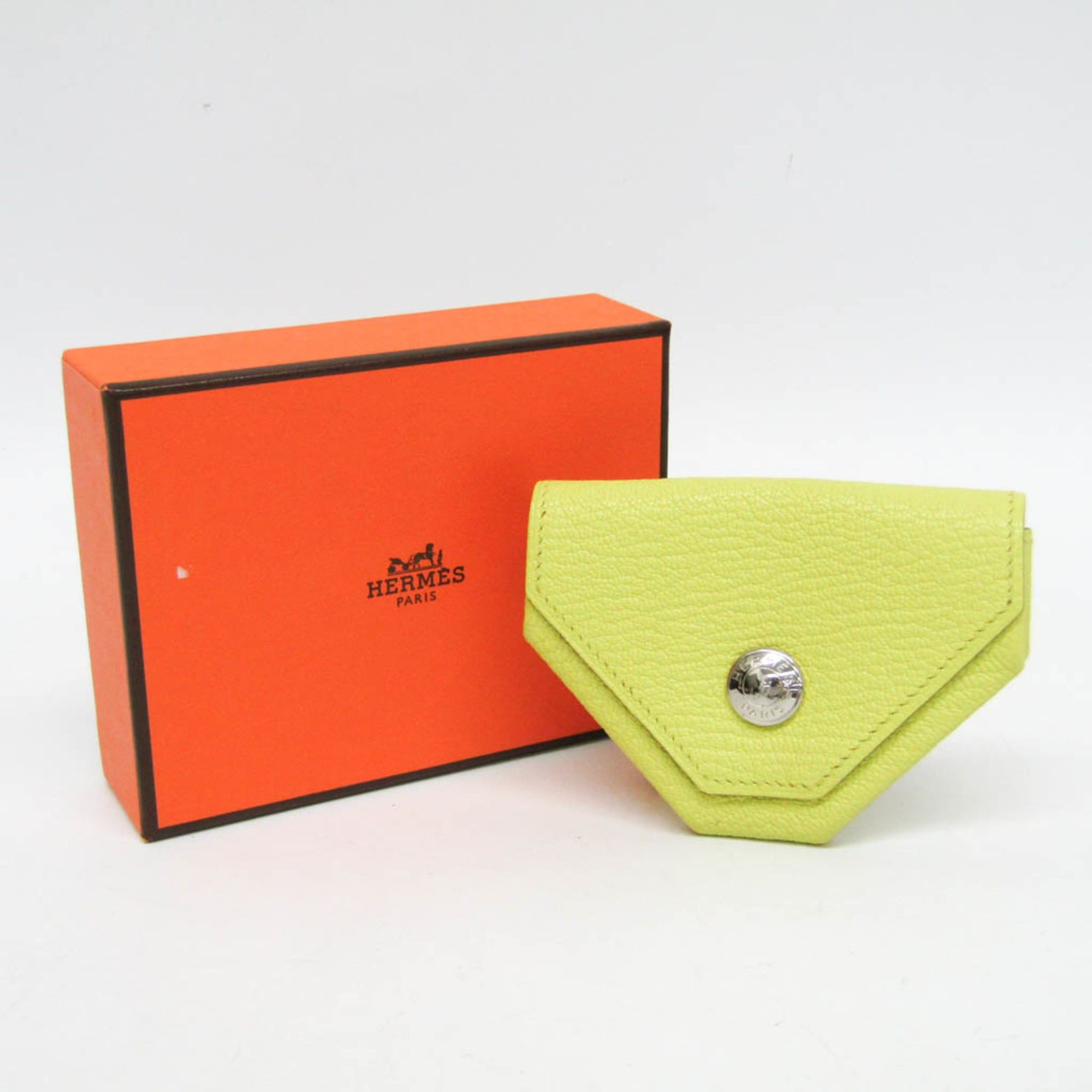 Hermes Hermes LE 24 Men,Women Chevre Leather Coin Purse/coin Case Yellow Size ONE SIZE - 2 Thumbnail
