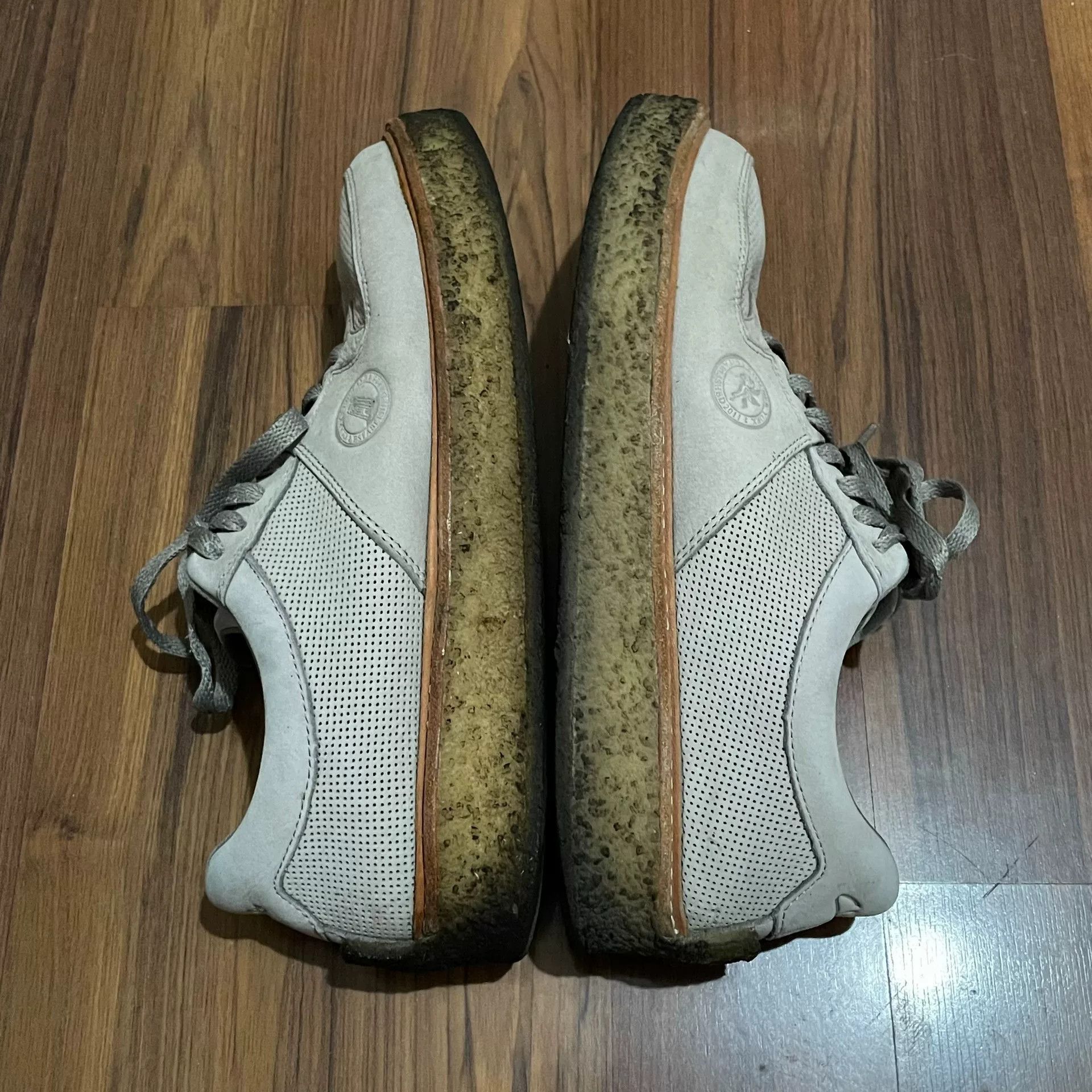 Ronnie Fieg Ronnie Fieg x Clarks Suede Skate Shoes Size US 9 / EU 42 - 3 Thumbnail