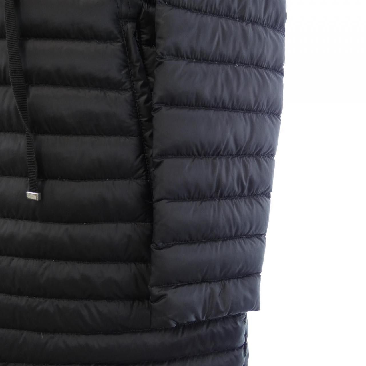 Moncler Moncler Moncler BARBEL 53048 Down Coat Textile Outerwear BARBEL DUTY FREE for USA Size ONE SIZE - 7 Thumbnail