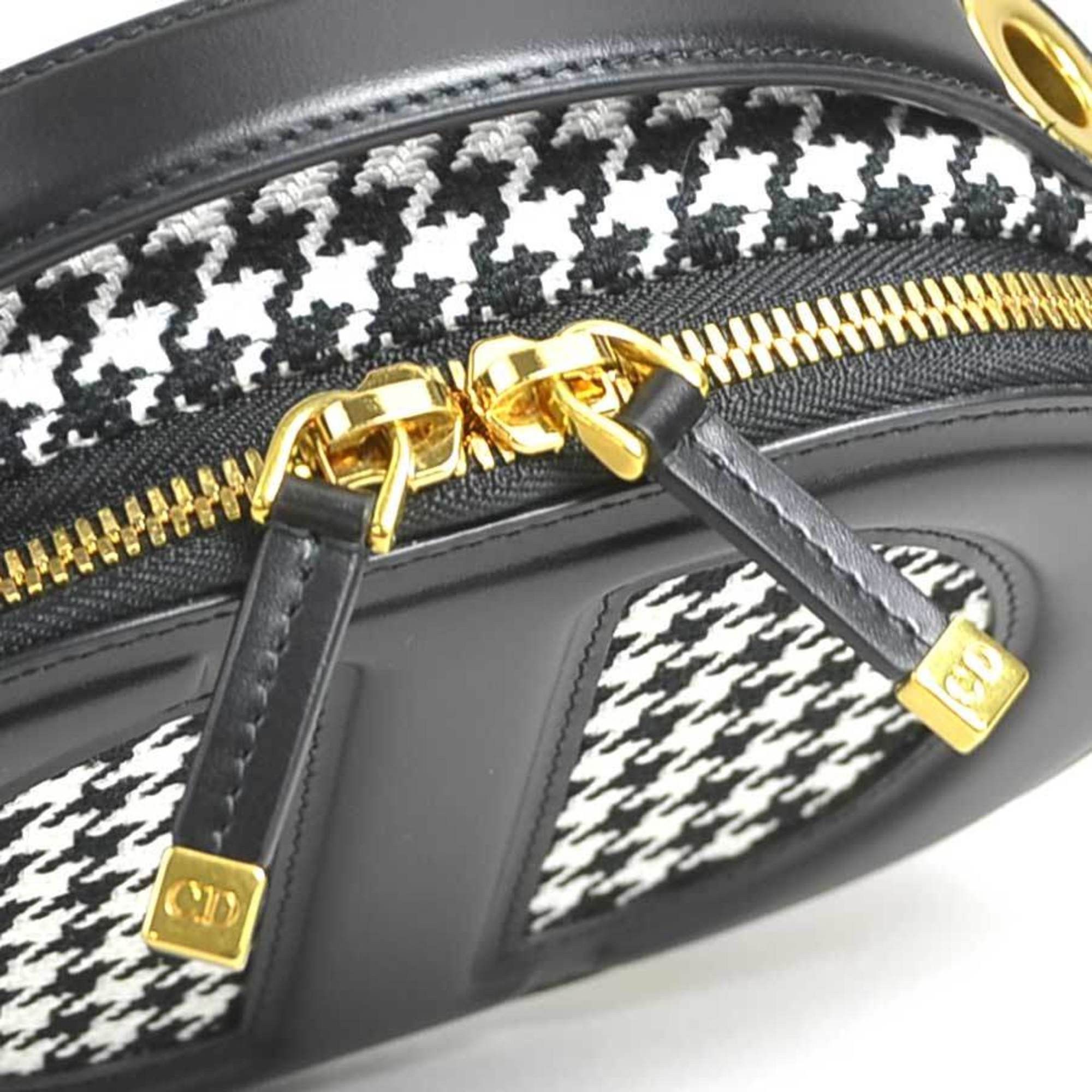 Dior Christian Dior CD Signature Oval Camera Bag, Leather and Canvas, Black White, Women's, Free Shipping, 90092g Size ONE SIZE - 9 Thumbnail