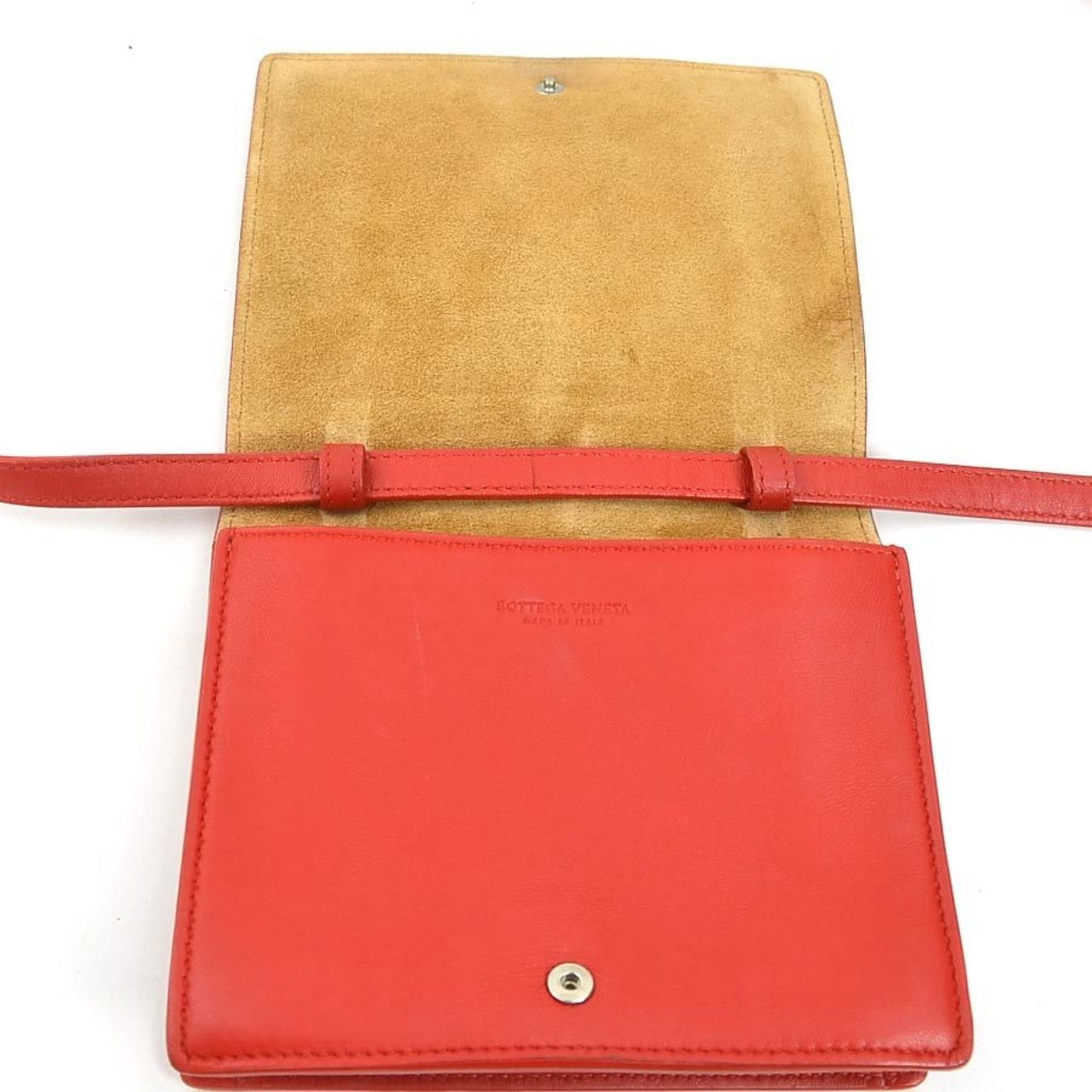 Bottega Veneta Bottega Veneta Maxi Intrecciato Leather Shoulder Bag in Red for Women, Free Shipping, h31423g Size ONE SIZE - 13 Thumbnail