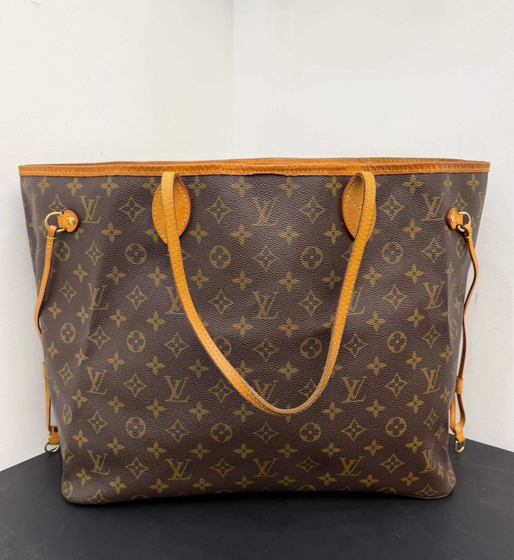 Louis Vuitton LV Neverfull Large Monogram Tote Size ONE SIZE - 2 Thumbnail