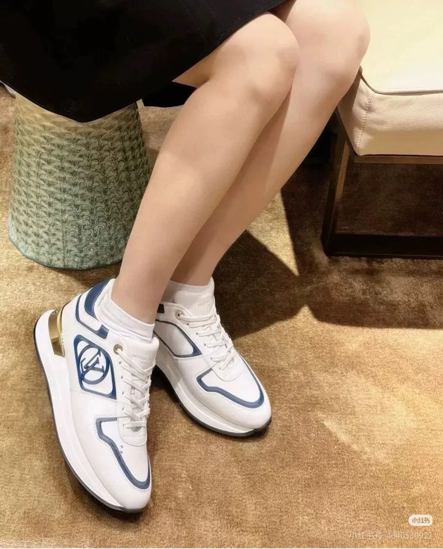 Louis Vuitton Louis Vuitton Runway Sneakers New Size US 7 / IT 37 - 6 Thumbnail