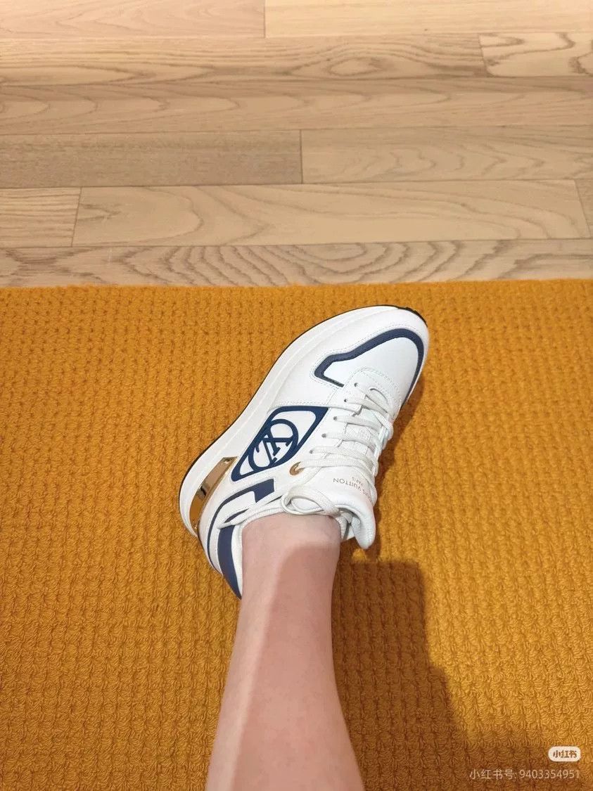 Louis Vuitton Louis Vuitton Runway Sneakers New Size US 7 / IT 37 - 5 Thumbnail