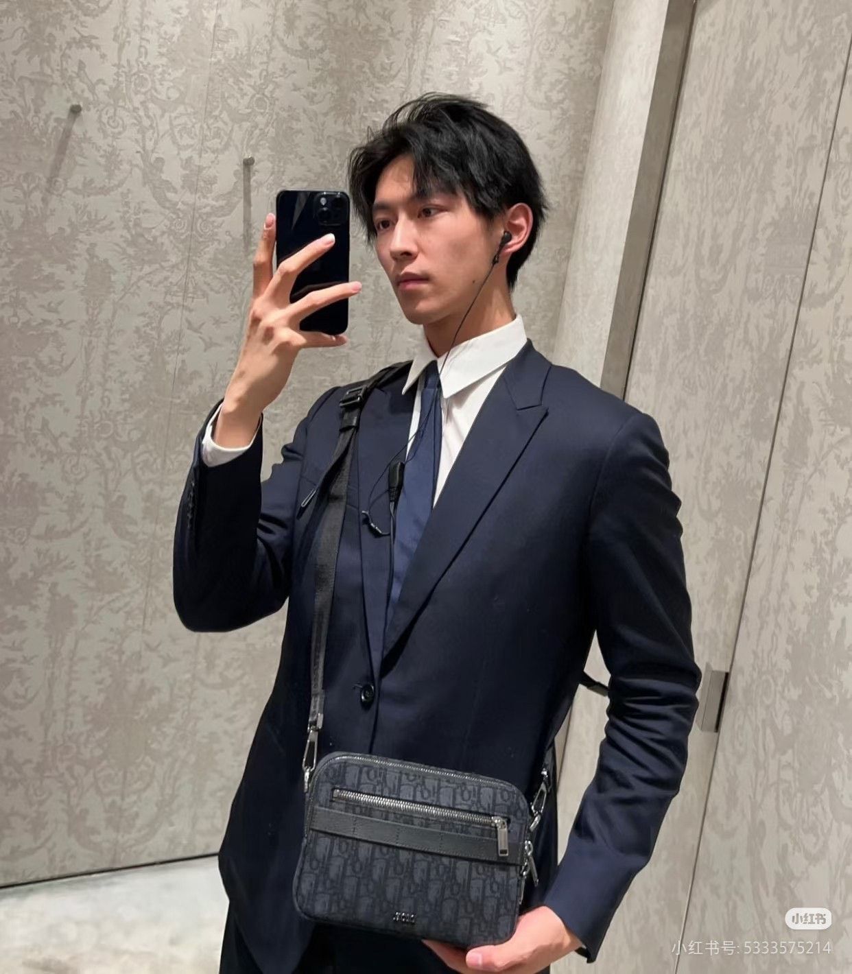Dior Dior Men's Small Black Monogram Camera Bag Size ONE SIZE - 6 Thumbnail