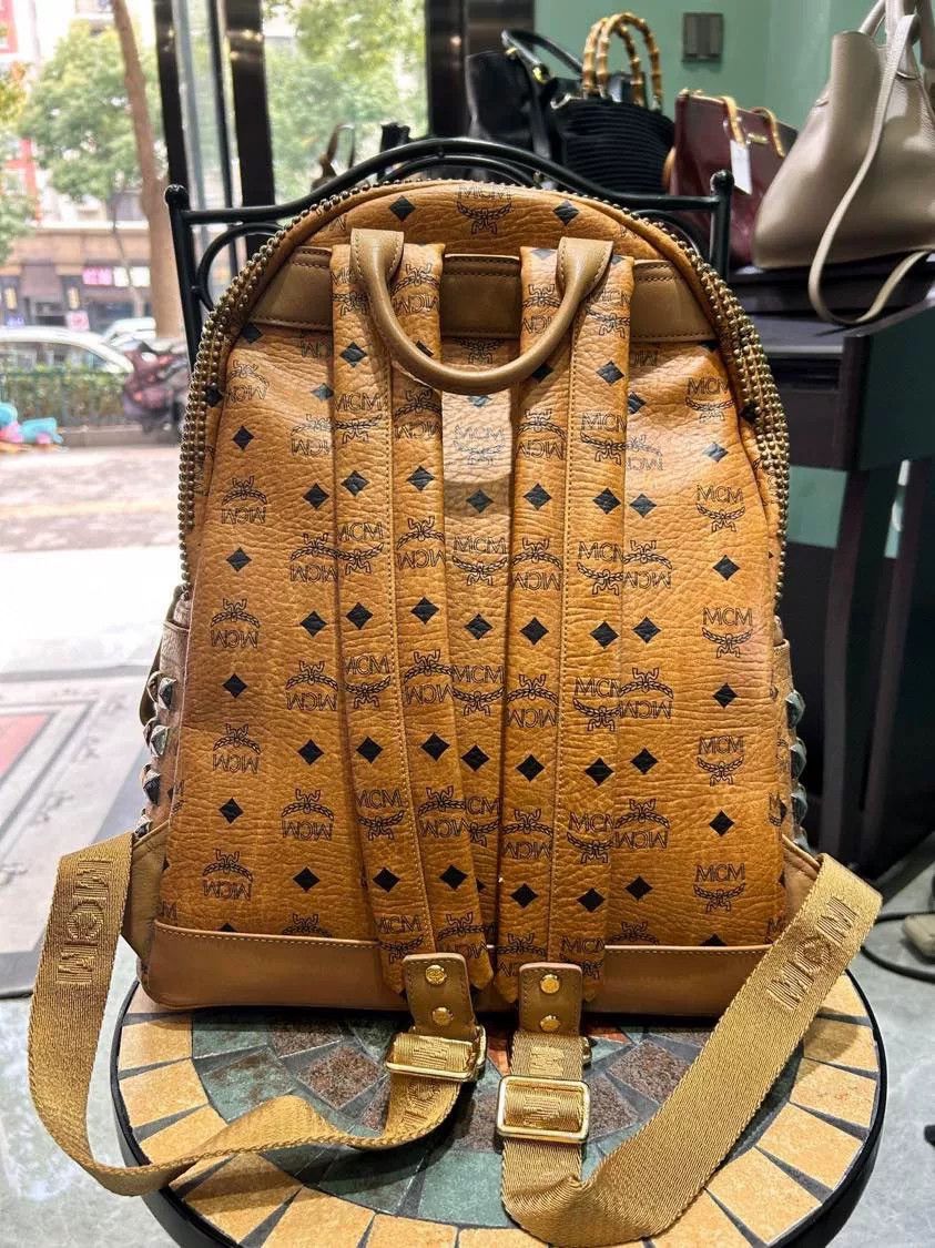 MCM MCM Caramel Rivet Large Backpack Size ONE SIZE - 4 Thumbnail