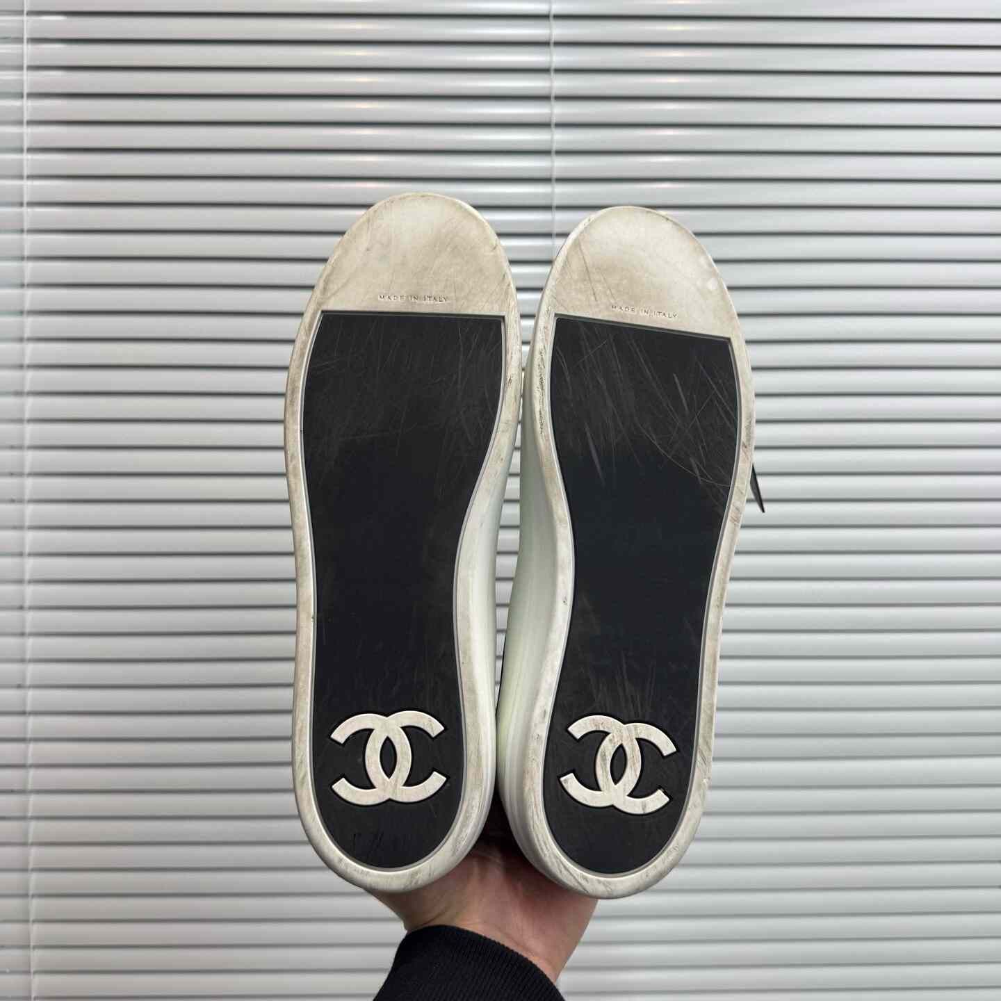 Chanel Chanel Black White Casual Sneakers Size US 9 / EU 42 - 2 Thumbnail