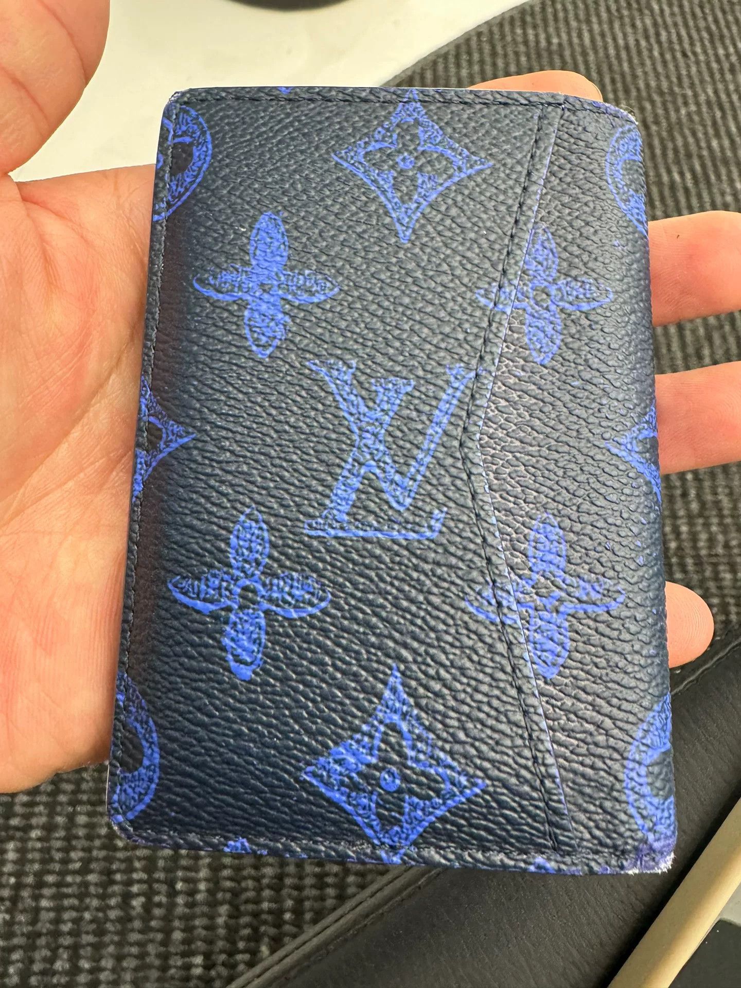 Louis Vuitton LV Wallet Size ONE SIZE - 6 Thumbnail