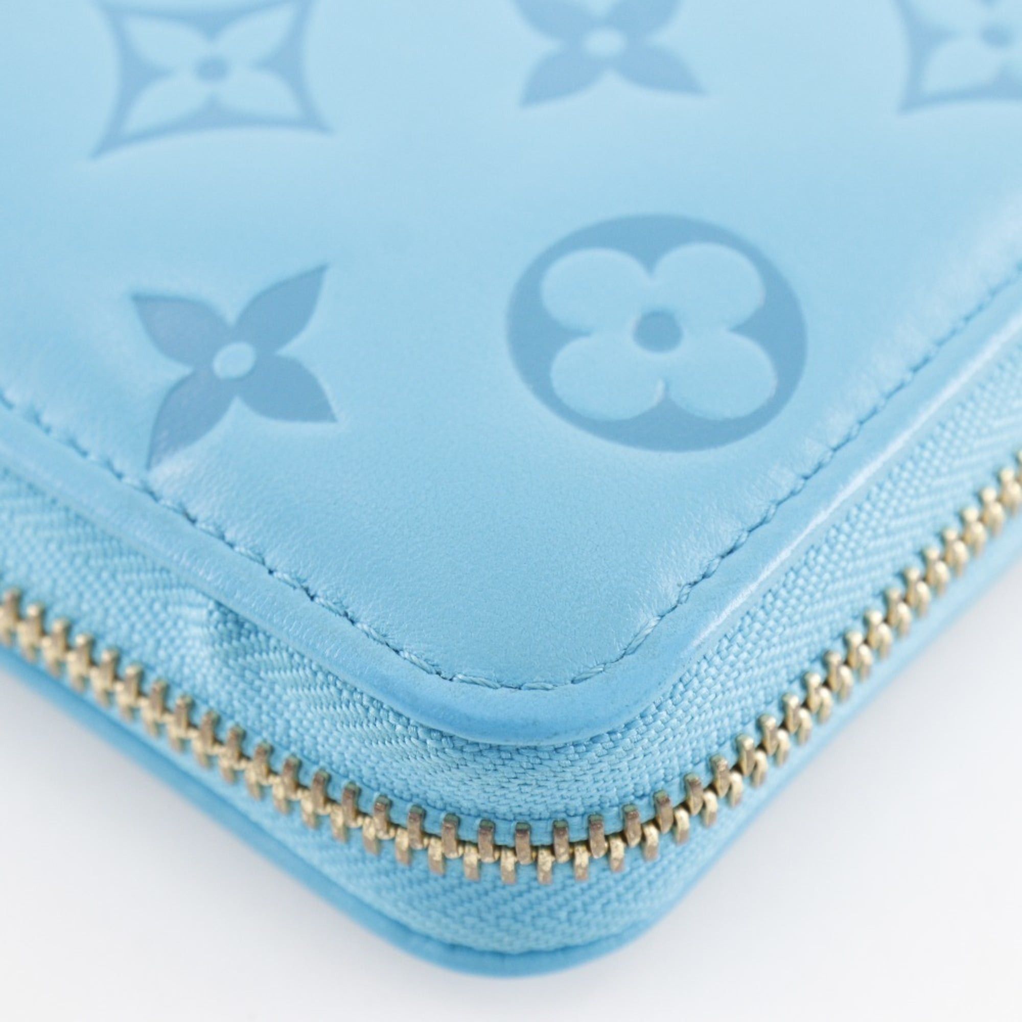 Louis Vuitton Louis Vuitton Zippy Wallet, Coussin Monogram Embossed Long Wallet M81512, Lamb Leather with Turquoise and Blue Design, Unisex Size ONE SIZE - 7 Thumbnail