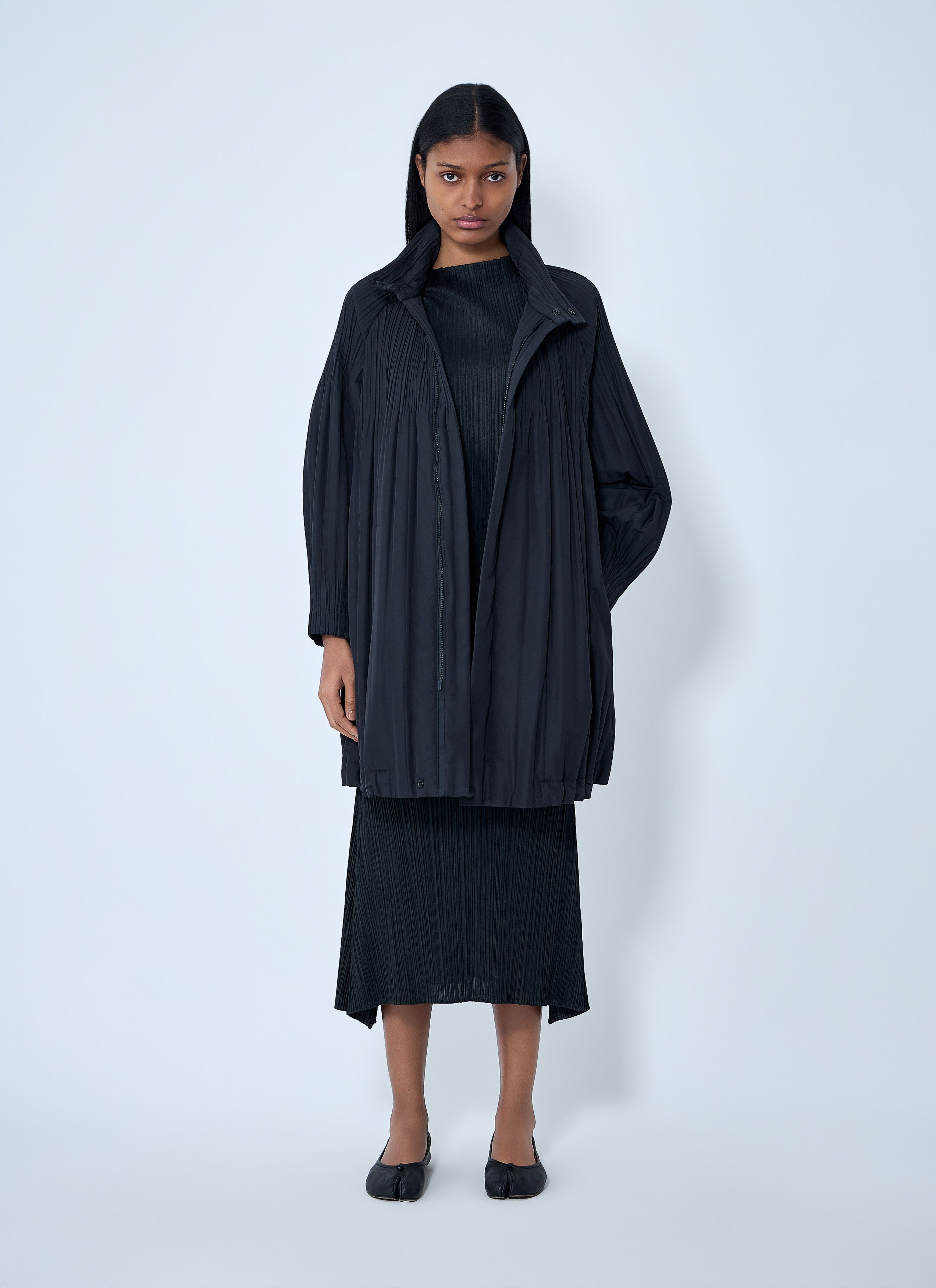Pleats Please Issey Miyake Pleated High-Neck Coat Size L / US 10 / IT 46 - 2 Thumbnail